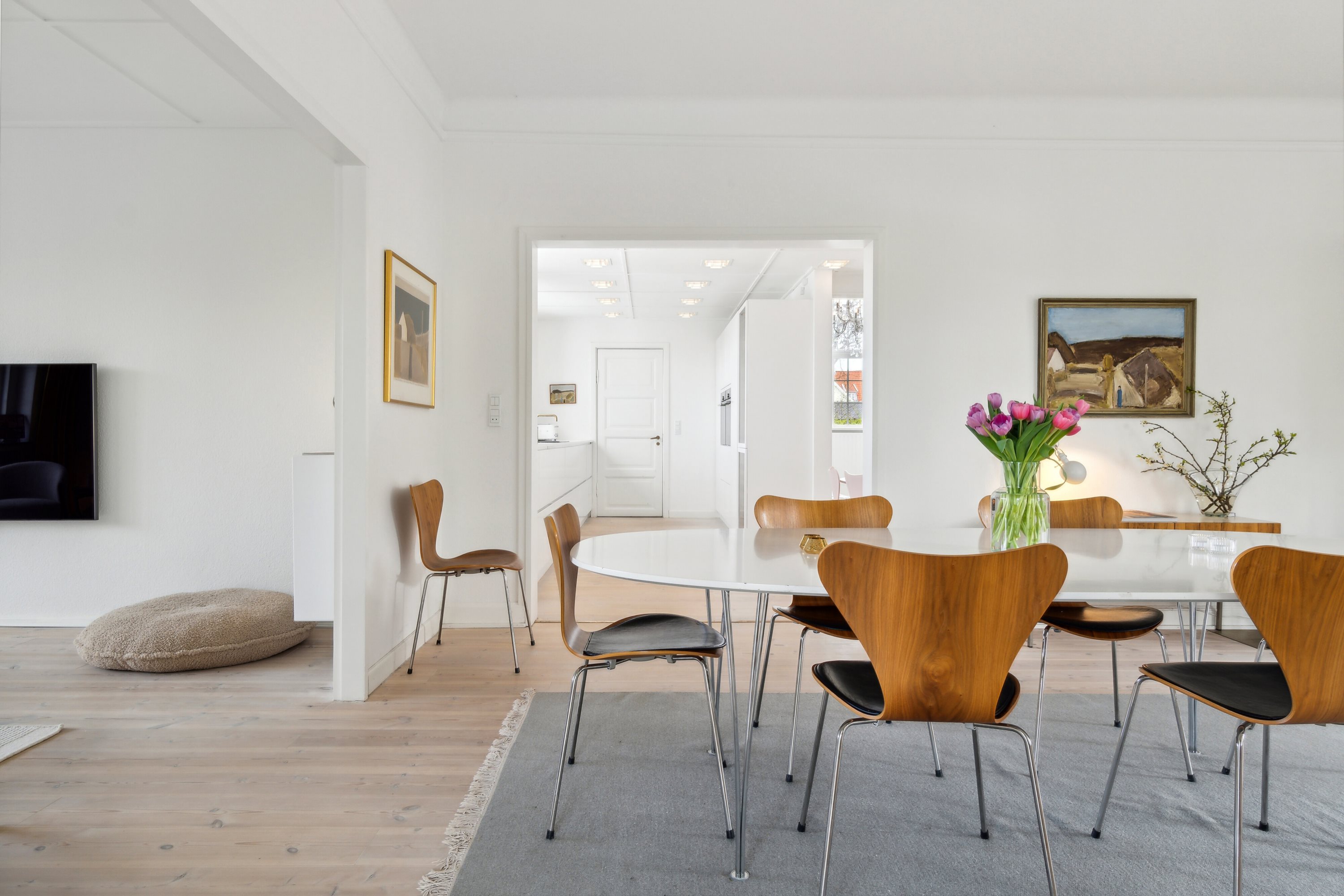 Fremhævet spisestue billede i fuldskærmstilstand. Billede af Sct Cathrine Vej 2, 9800 Hjørring