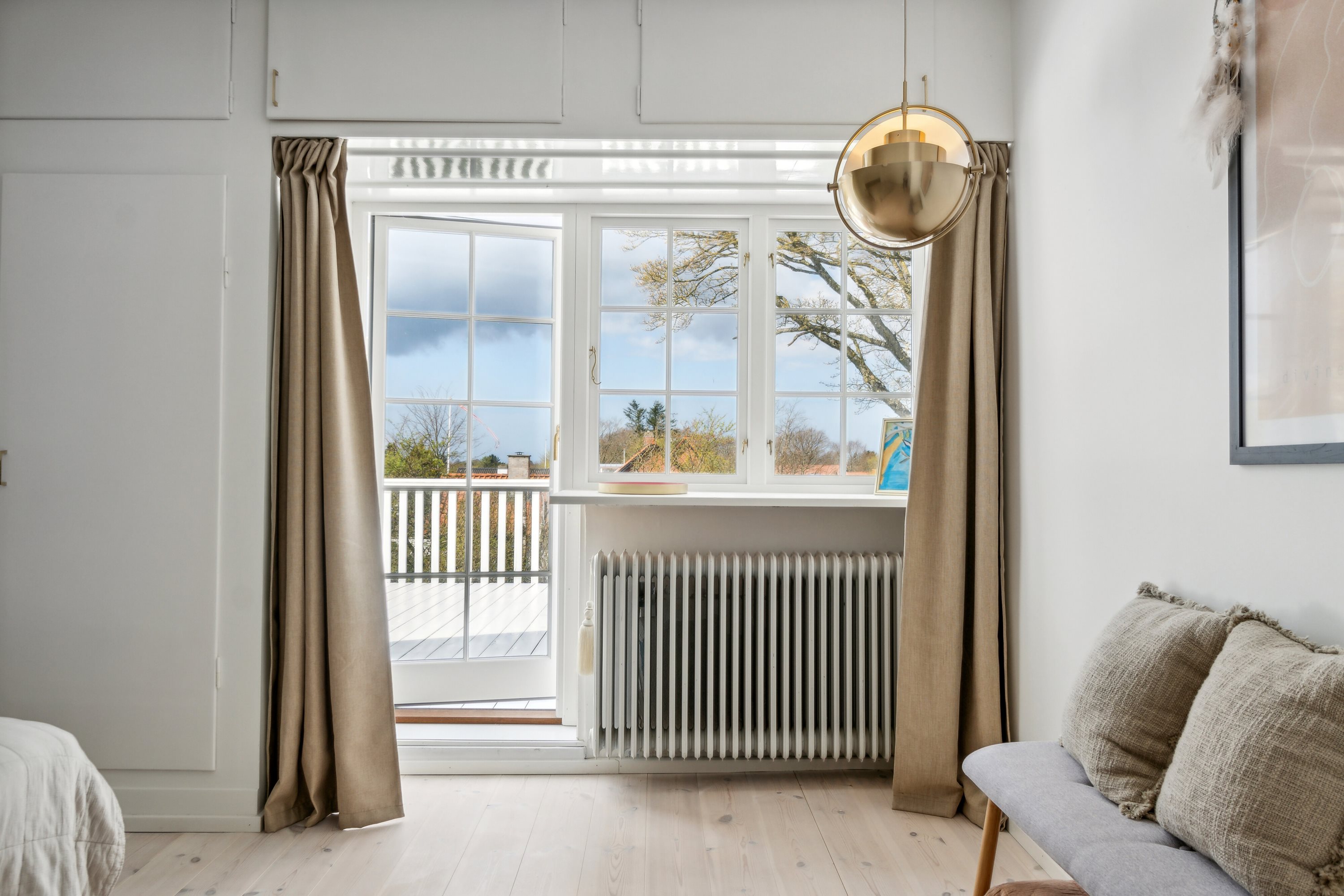 Fremhævet soveværelse billede i fuldskærmstilstand. Billede af Sct Cathrine Vej 2, 9800 Hjørring