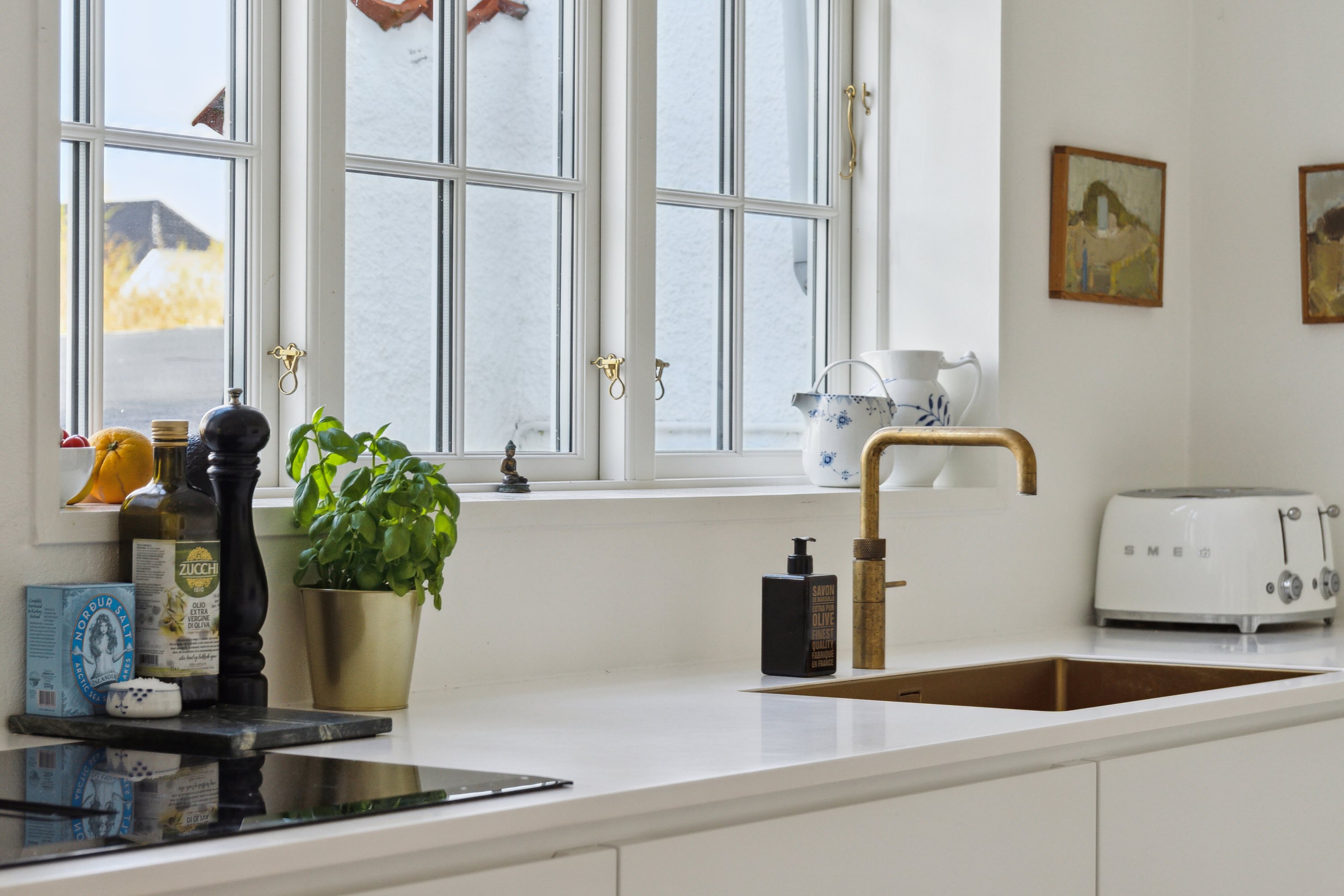 Fremhævet køkken billede i fuldskærmstilstand. Billede af Sct Cathrine Vej 2, 9800 Hjørring