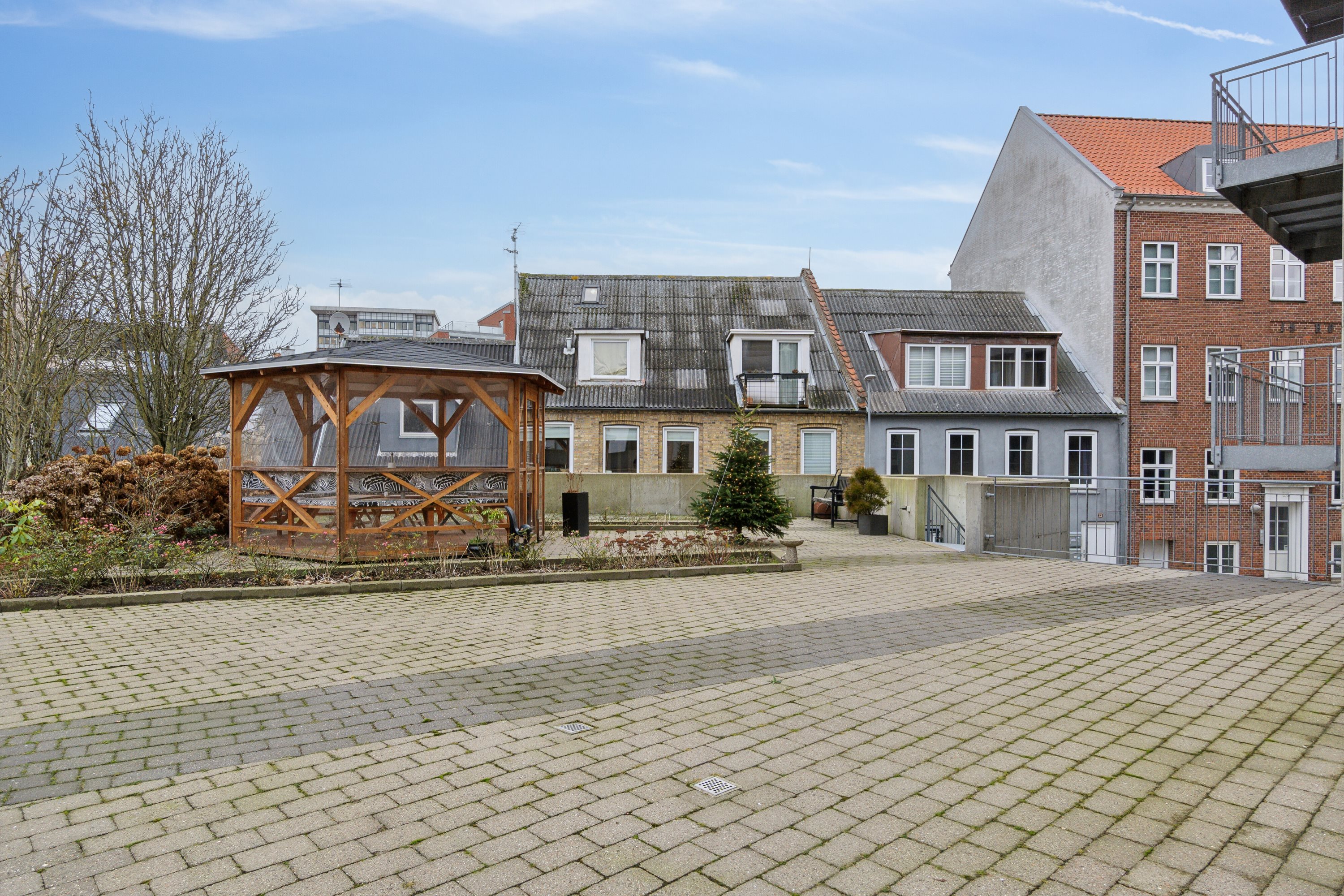 Fremhævet udendørs billede i fuldskærmstilstand. Billede af Østergade 28, 2. th., 7700 Thisted