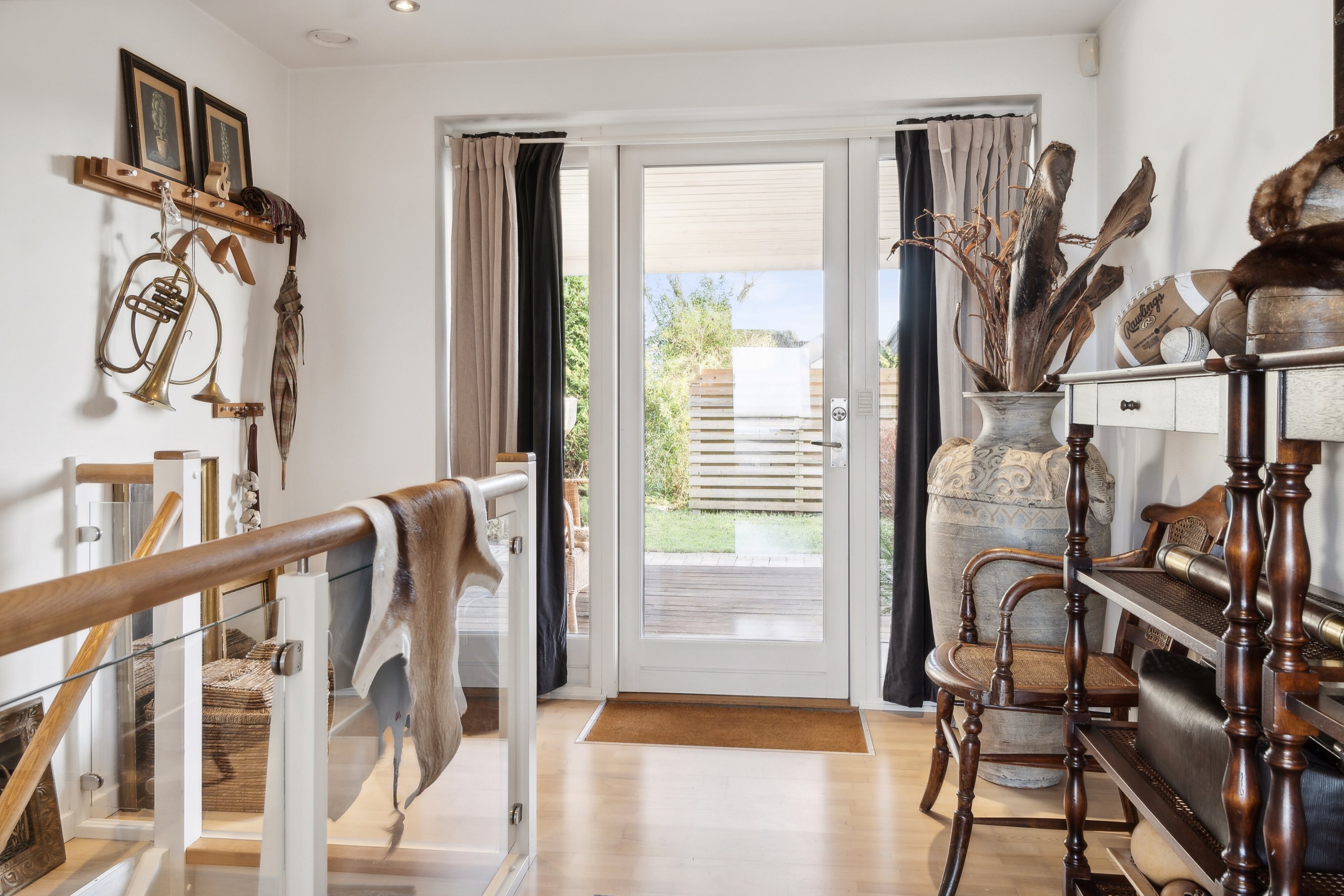 Fremhævet hall billede i fuldskærmstilstand. Billede af Strandagervej 16, 4040 Jyllinge