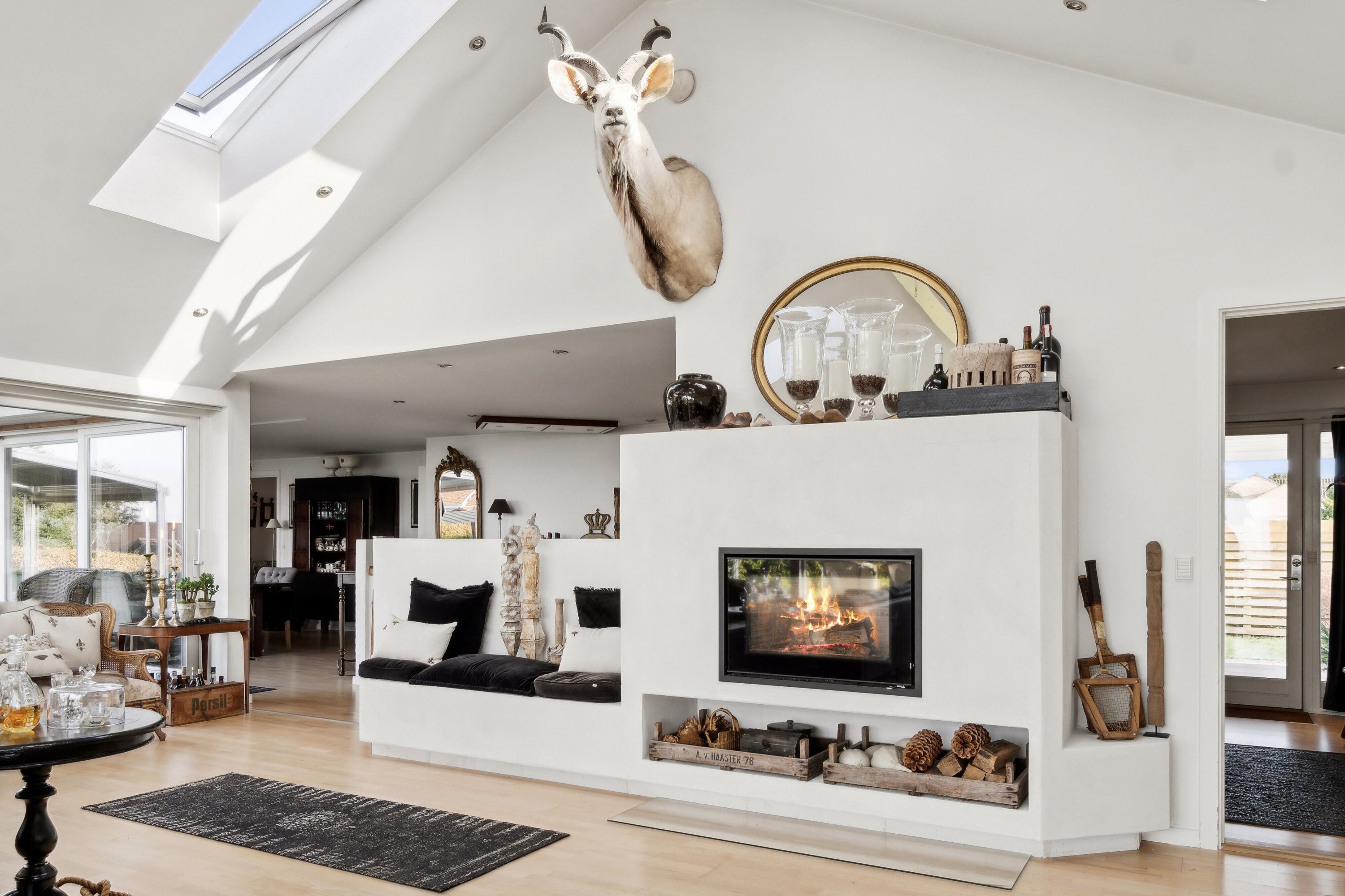 Fremhævet stue billede i fuldskærmstilstand. Billede af Strandagervej 16, 4040 Jyllinge