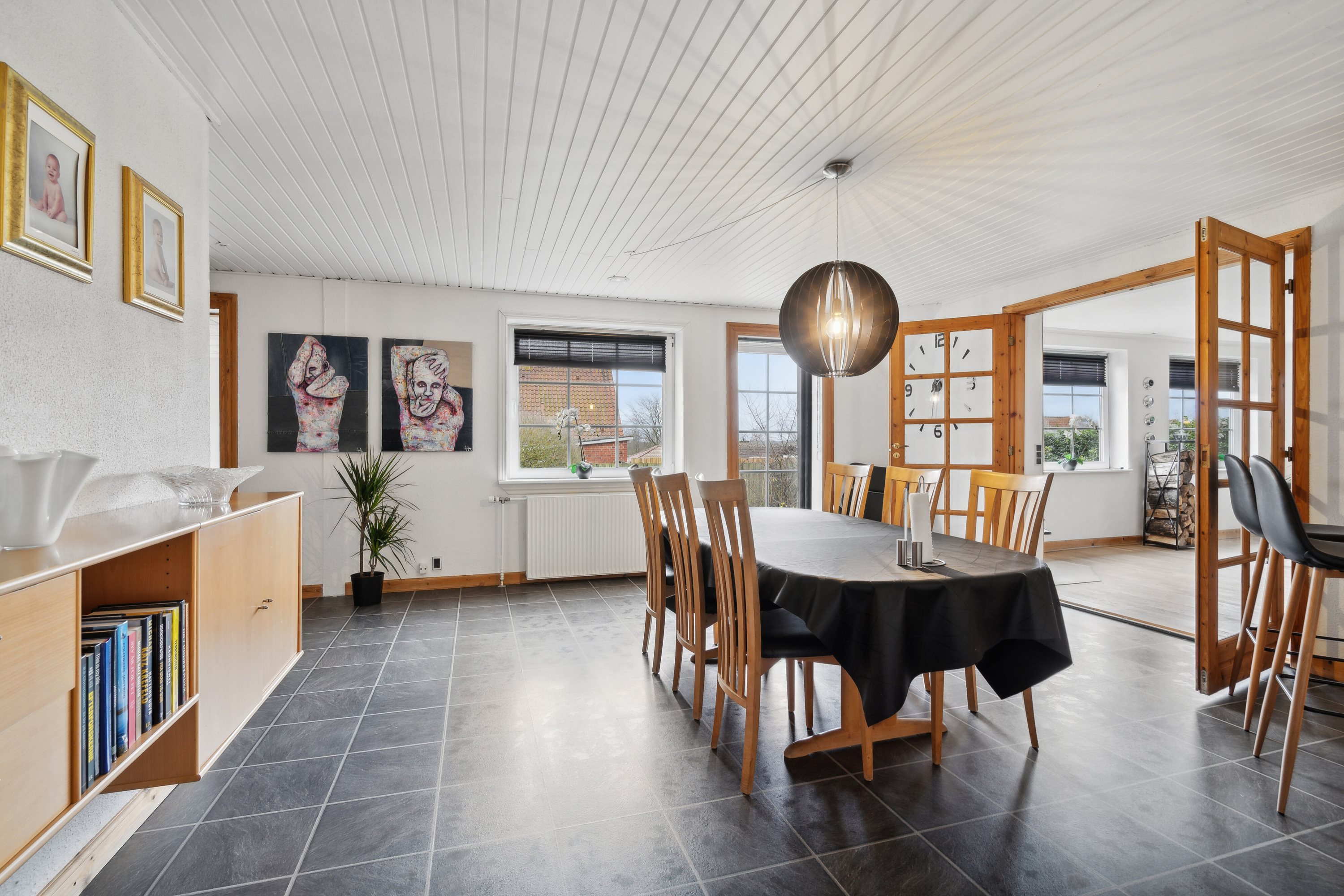 Fremhævet spisestue billede i fuldskærmstilstand. Billede af Toftevænget 9, Aunslev, 5800 Nyborg