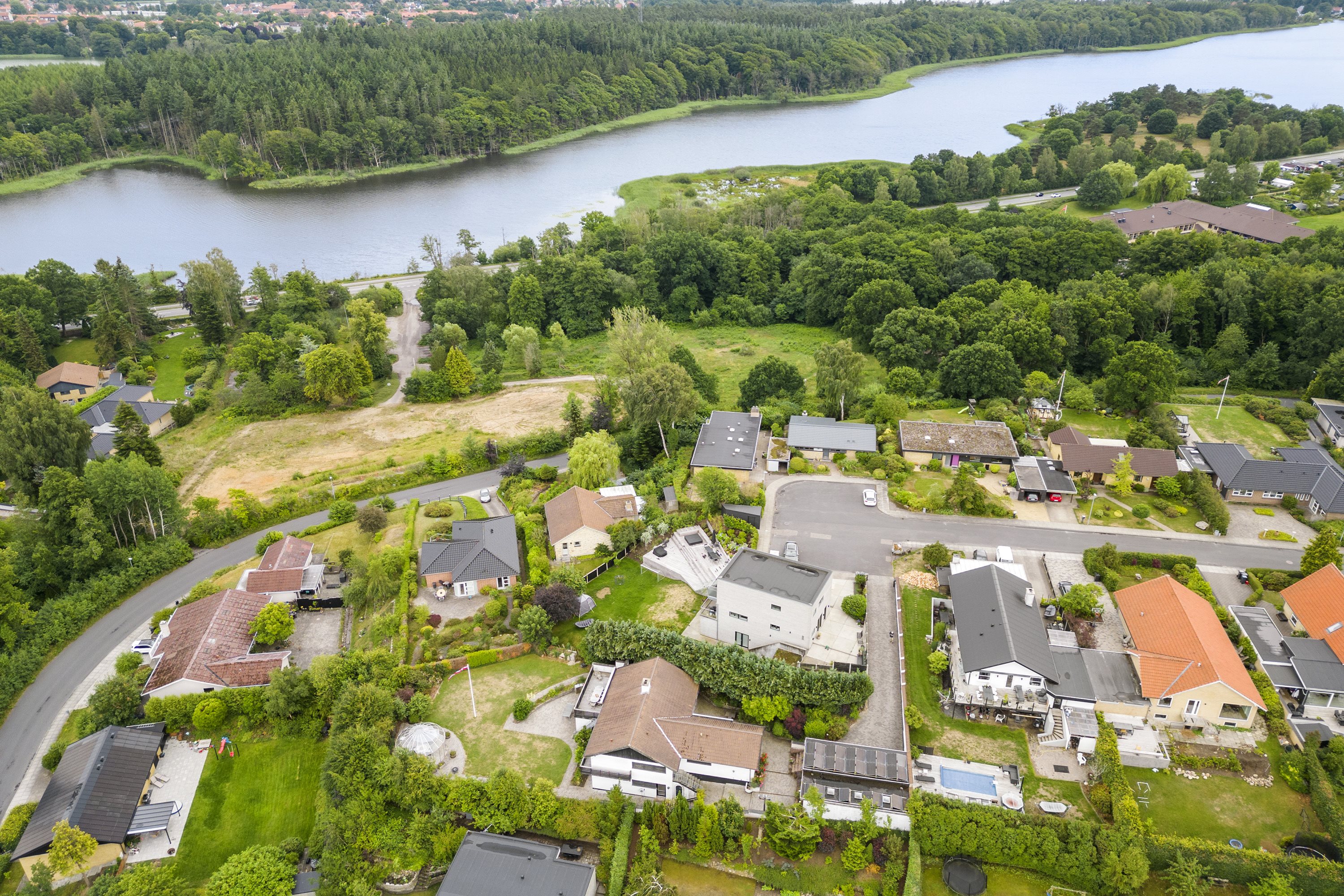 Fremhævet luftfoto billede i fuldskærmstilstand. Billede af Sankelmarksvej 42, 8600 Silkeborg