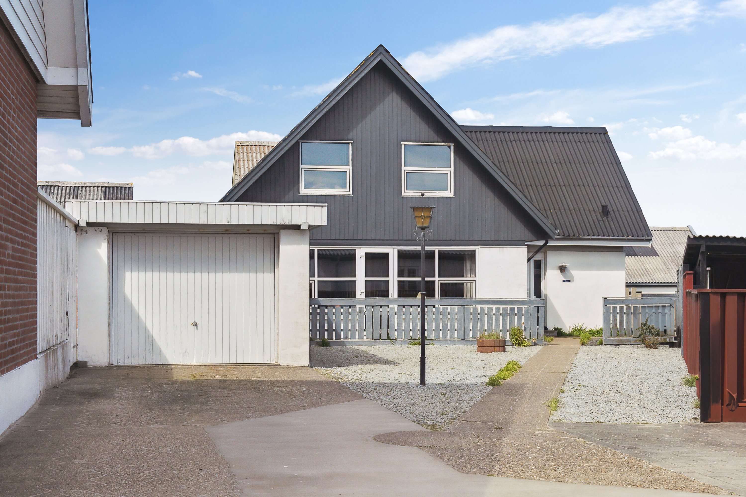 Miniaturebillede 1: ejendom. Billede af Hjørringgade 26D, 9850 Hirtshals