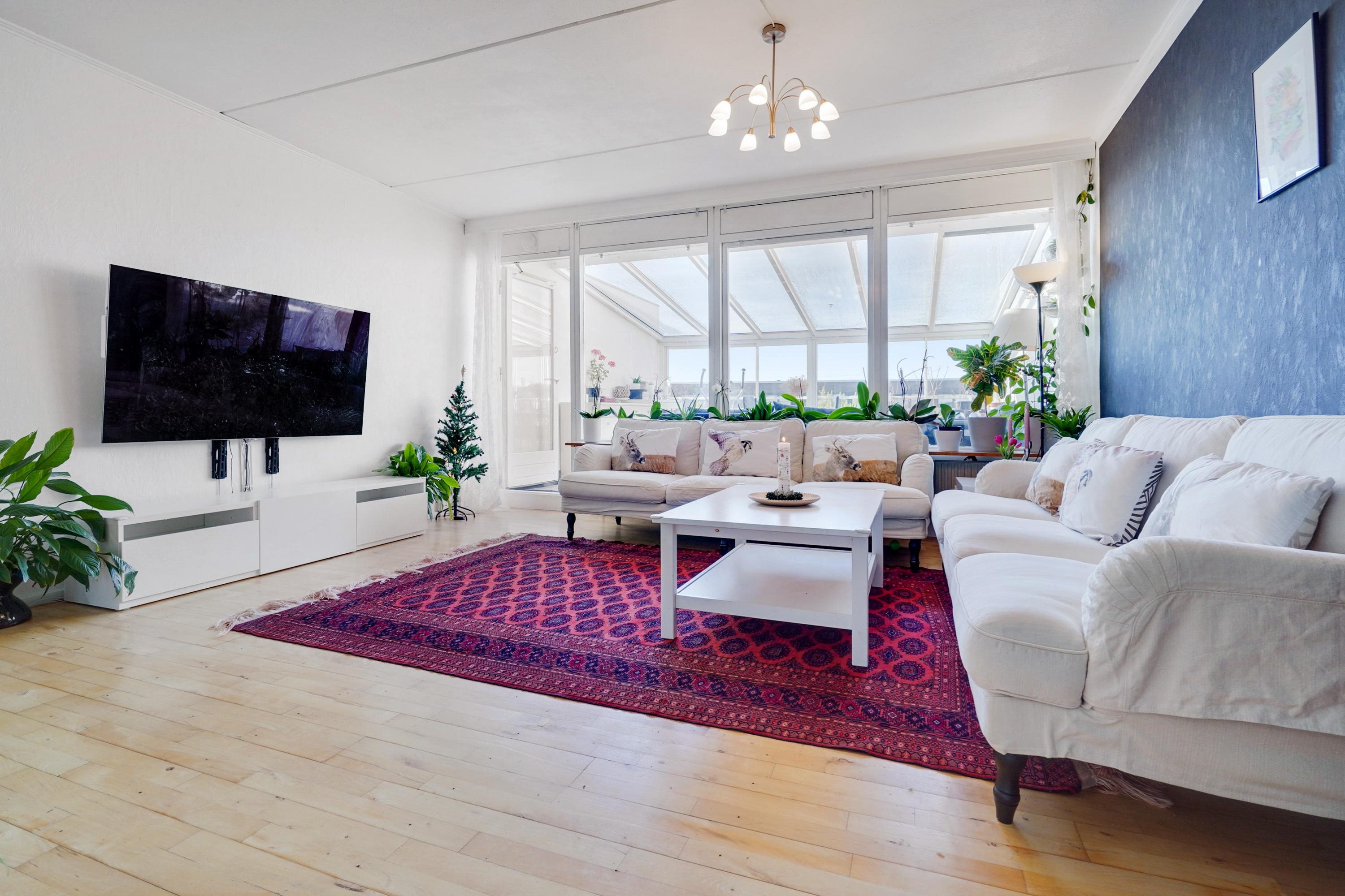 Fremhævet stue billede i fuldskærmstilstand. Billede af Leen D 1, 3. 2., Høje Taastrup, 2630 Taastrup