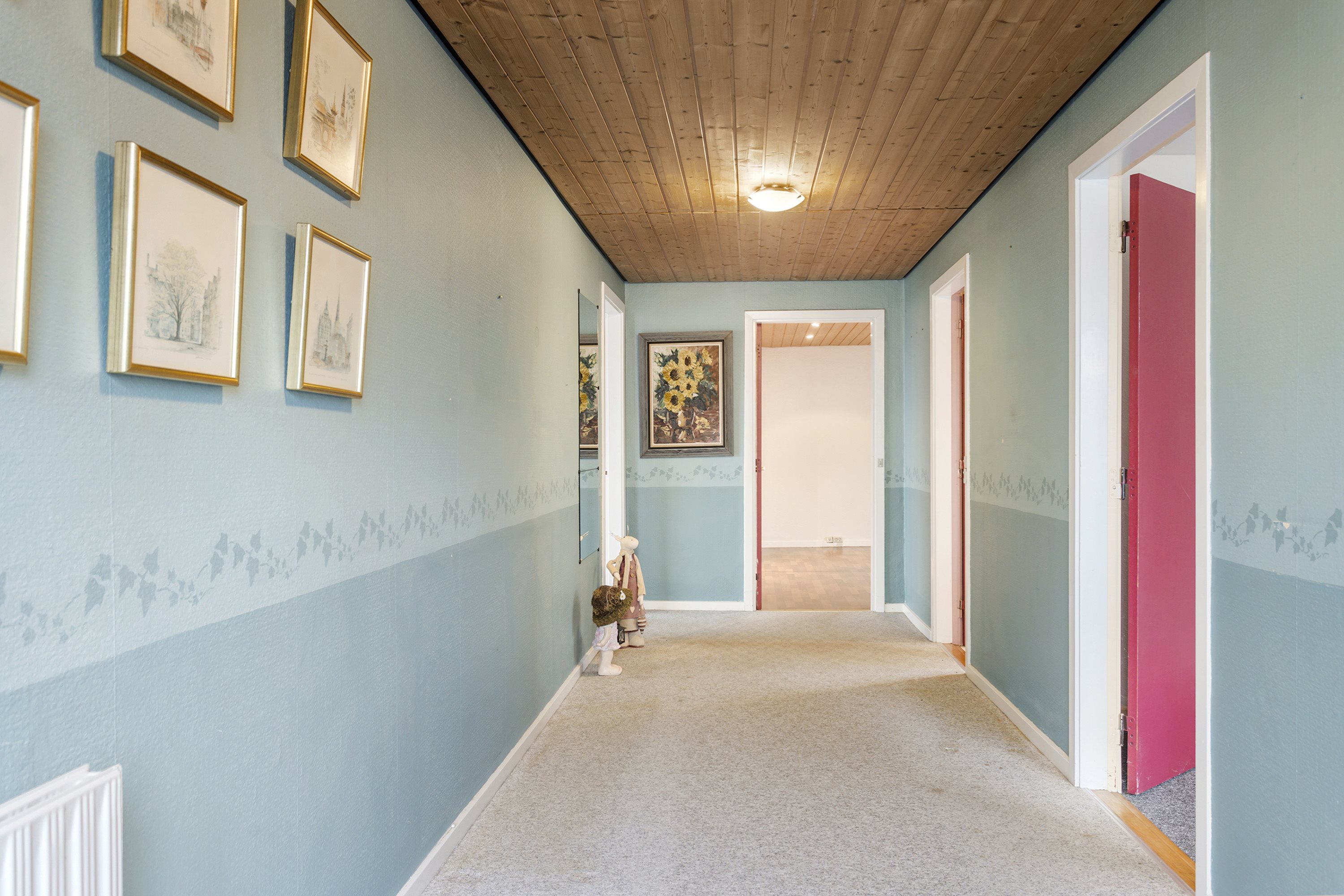 Fremhævet entré billede i fuldskærmstilstand. Billede af Begonievej 4, 9750 Østervrå