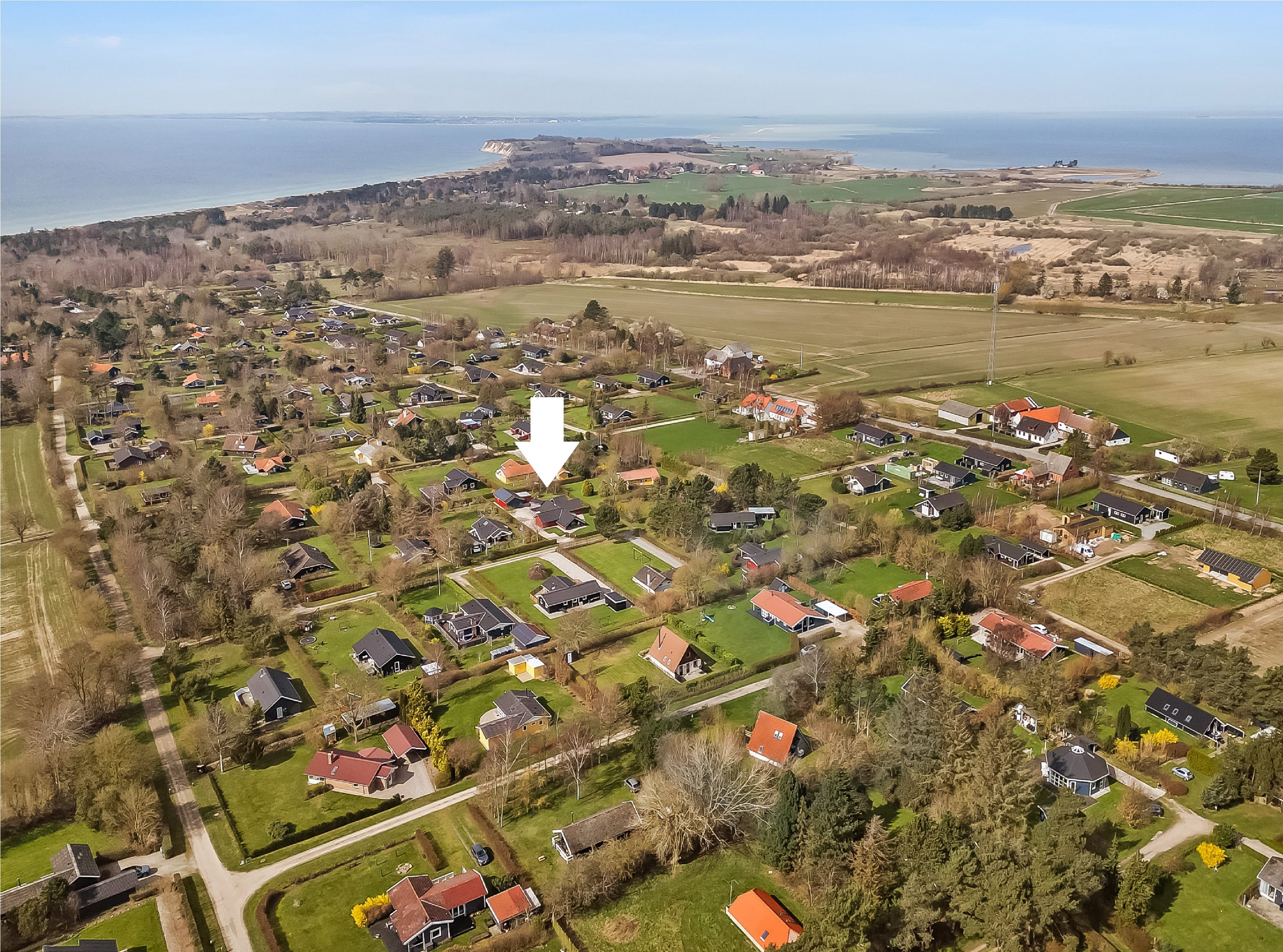 Miniaturebillede 1: . Billede af Tjørnevænget 9, Hesselbjerg, 5932 Humble