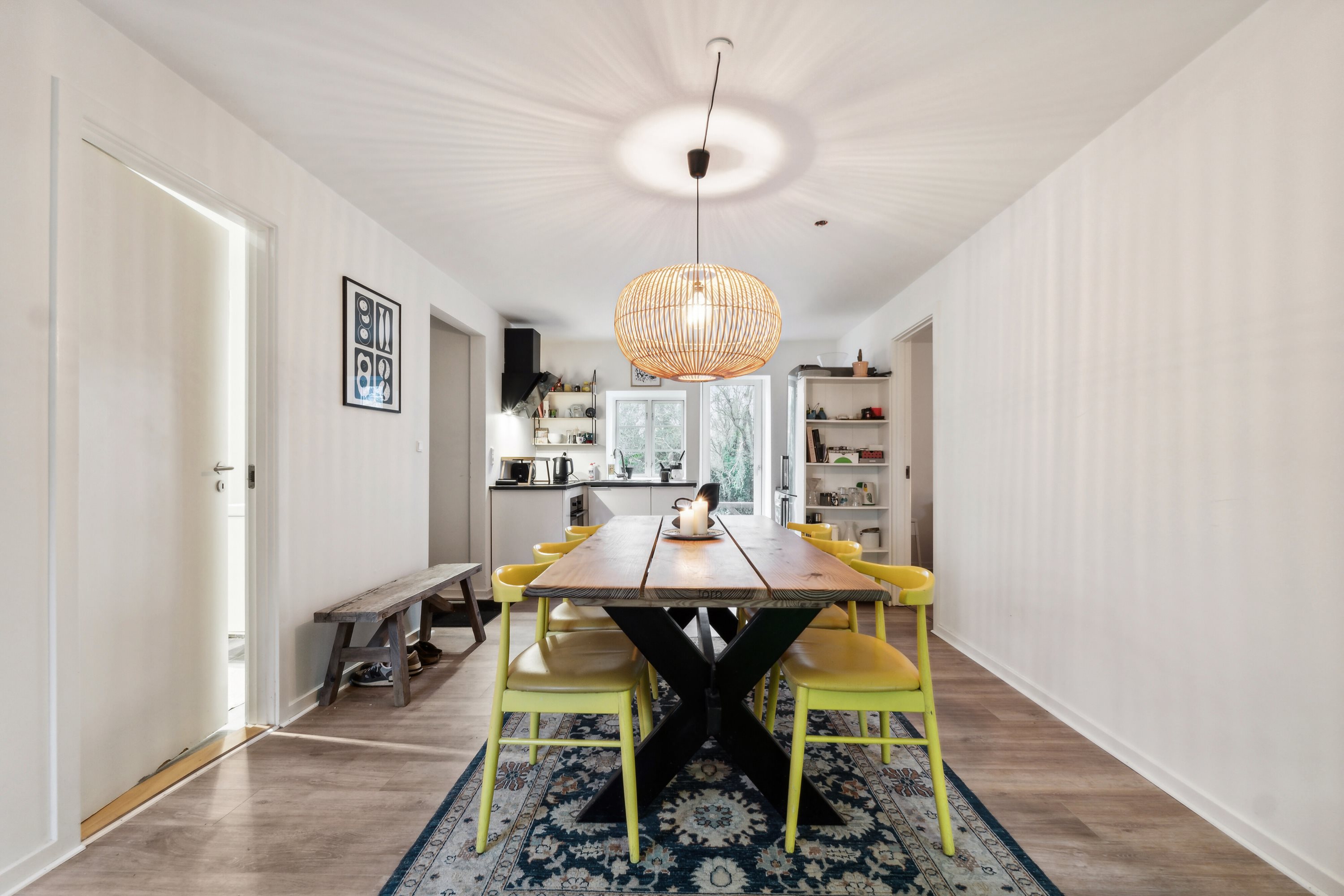 Fremhævet spisestue billede i fuldskærmstilstand. Billede af Svanevej 42, 5000 Odense C