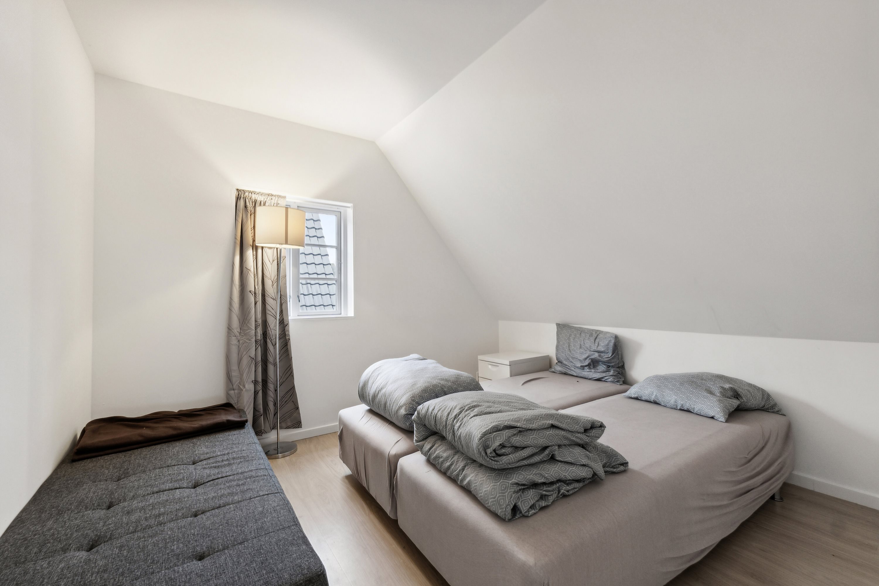 Fremhævet soveværelse billede i fuldskærmstilstand. Billede af Svanevej 42, 5000 Odense C