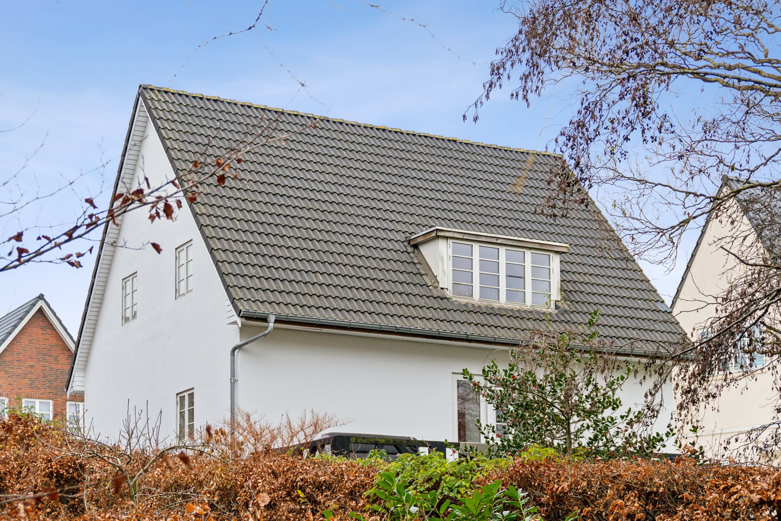 Fremhævet udendørs billede i fuldskærmstilstand. Billede af Svanevej 42, 5000 Odense C