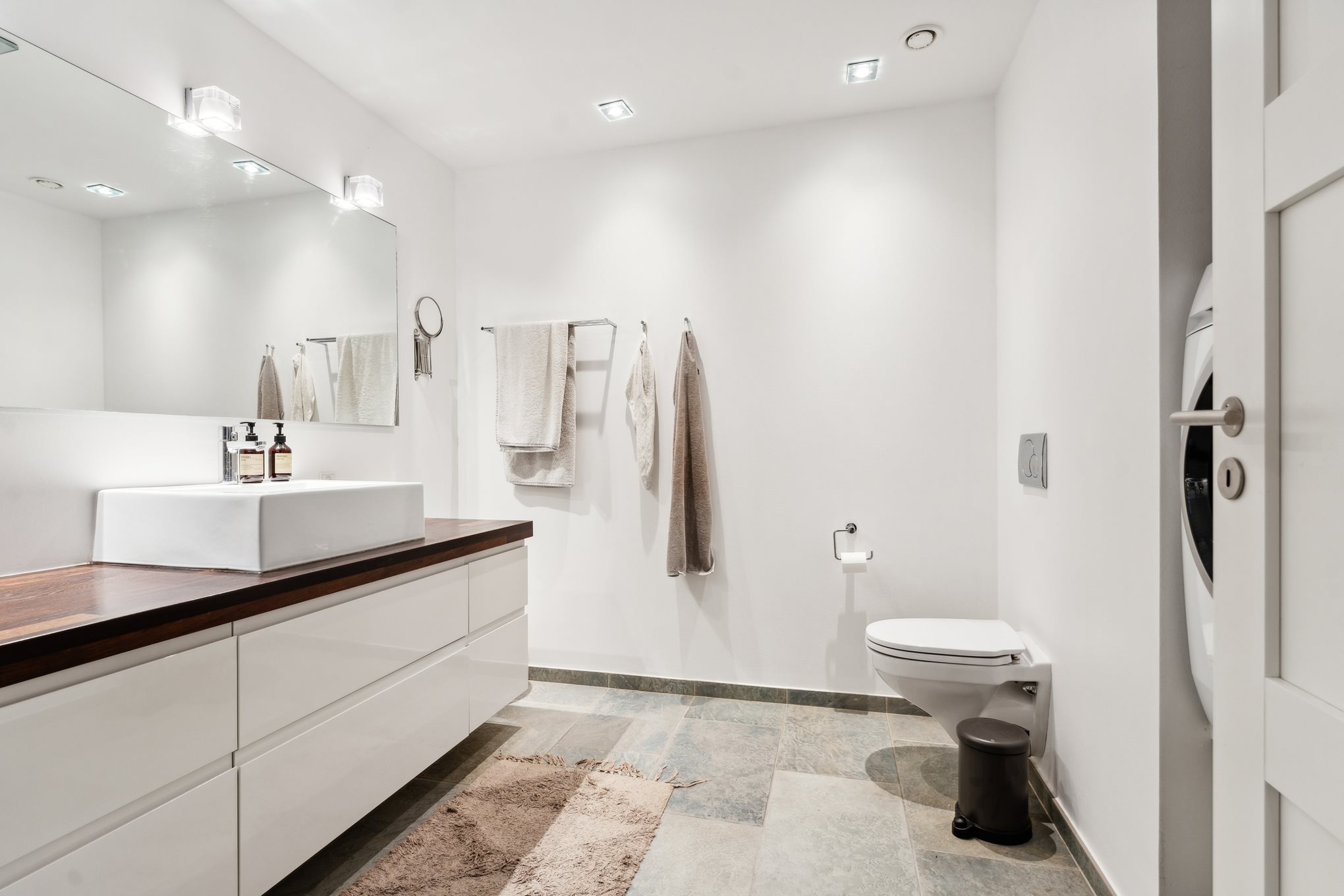 Fremhævet badeværelse billede i fuldskærmstilstand. Billede af Toldbodgade 23, 3. 12., 8930 Randers NØ