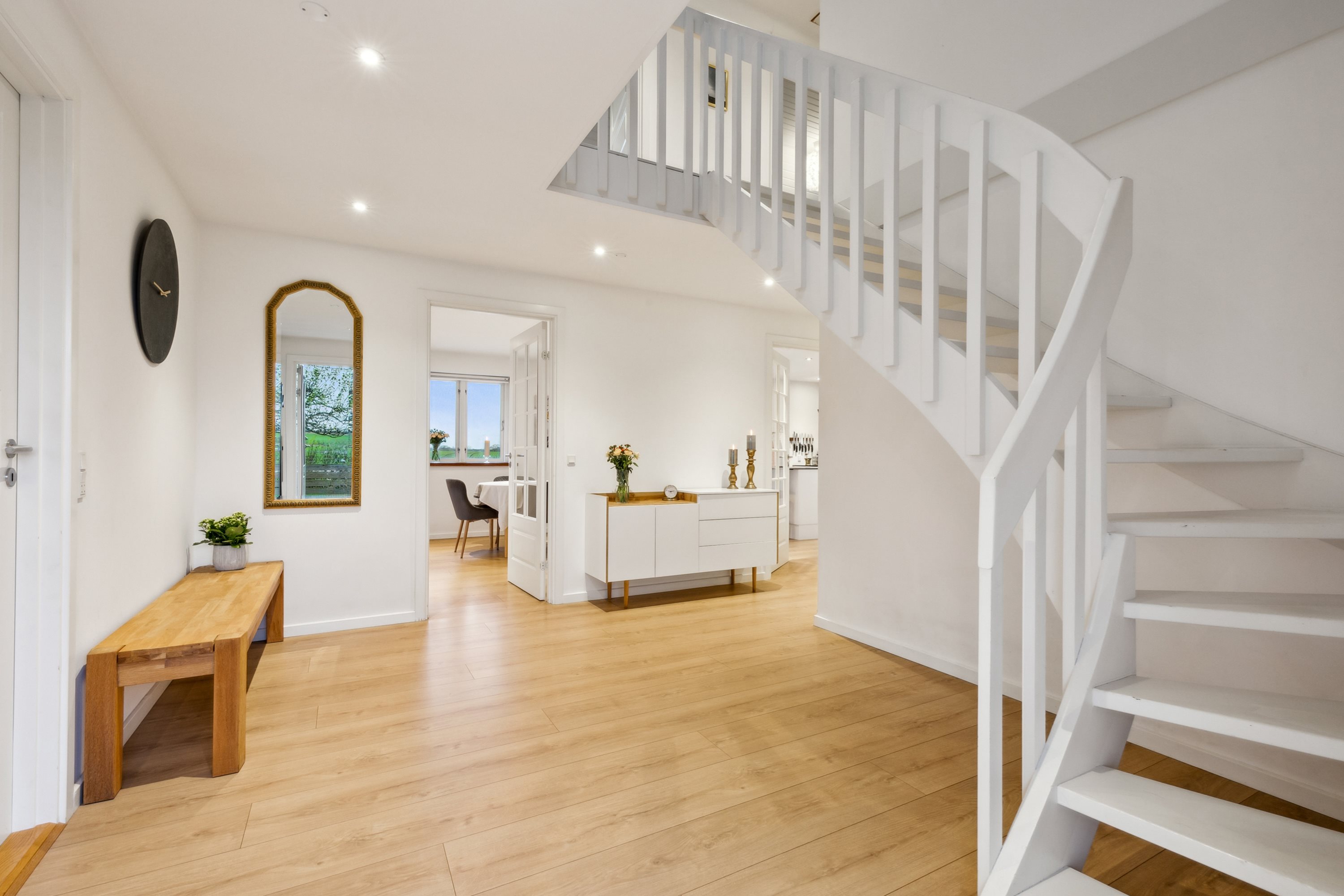 Fremhævet gang billede i fuldskærmstilstand. Billede af Gummersmarkvej 18, 4632 Bjæverskov