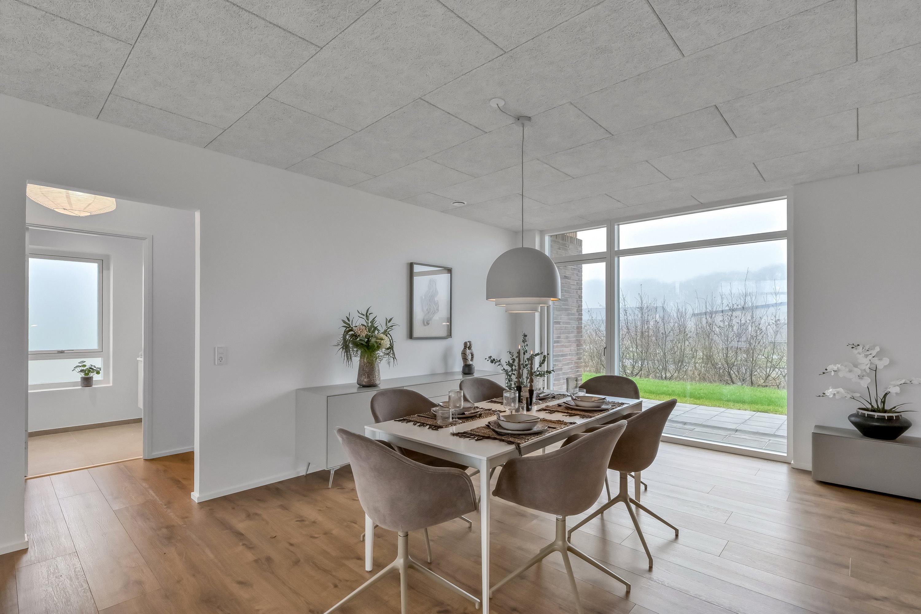 Fremhævet alrum billede i fuldskærmstilstand. Billede af Tavlund Allé 38, Lind, 7400 Herning