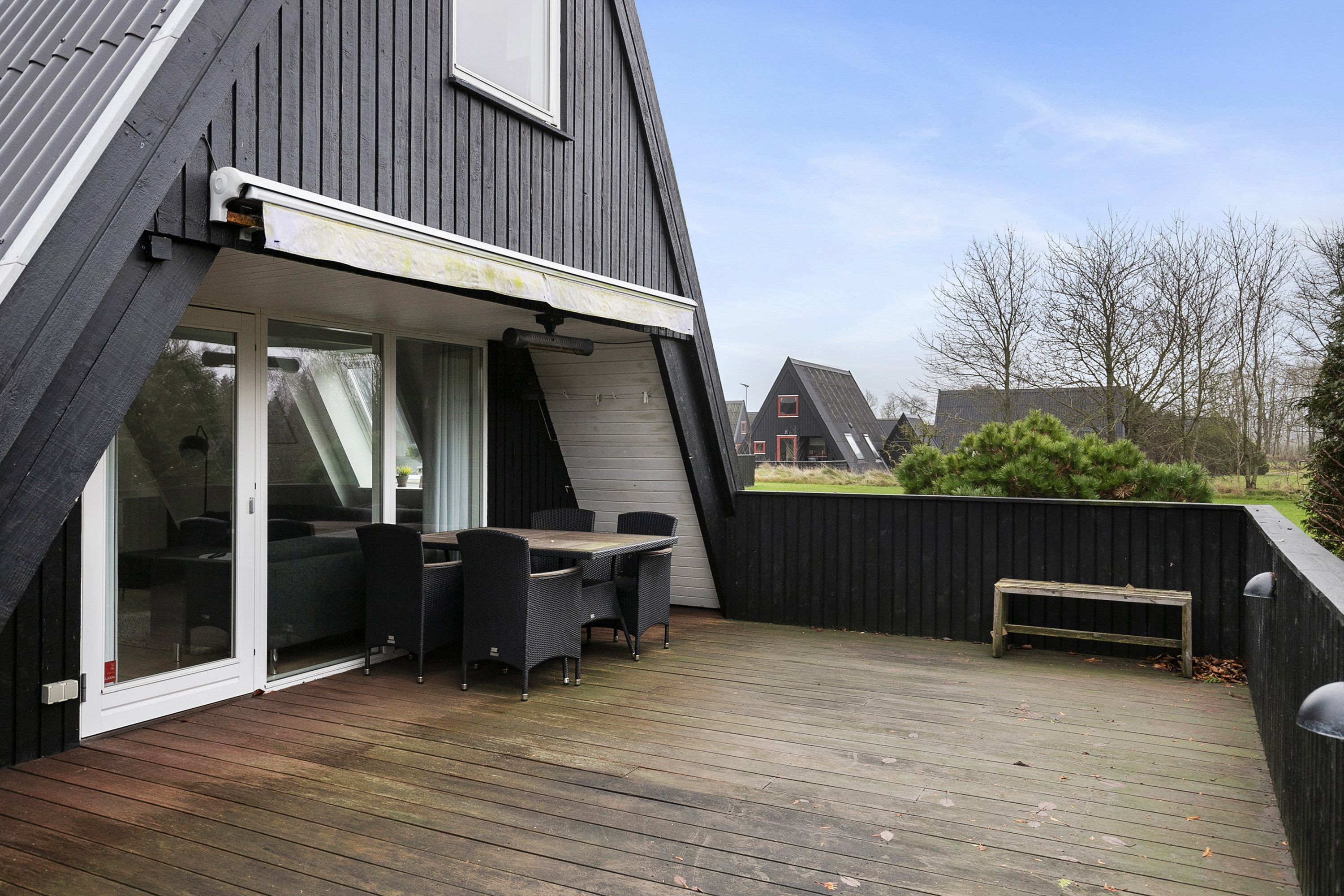 Fremhævet terrasse billede i fuldskærmstilstand. Billede af Golfsvinget 246, Gatten, 9640 Farsø