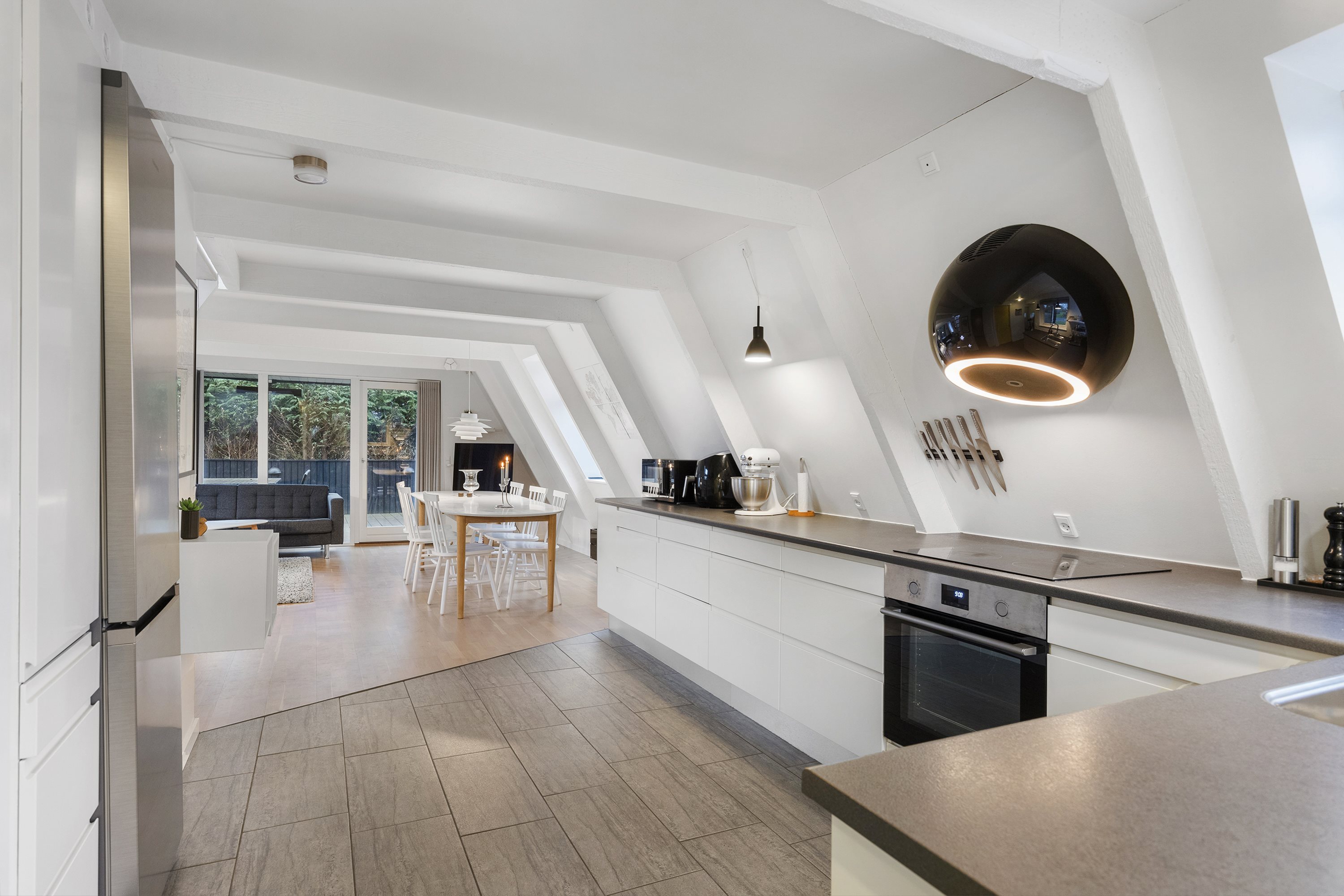 Fremhævet køkken billede i fuldskærmstilstand. Billede af Golfsvinget 246, Gatten, 9640 Farsø