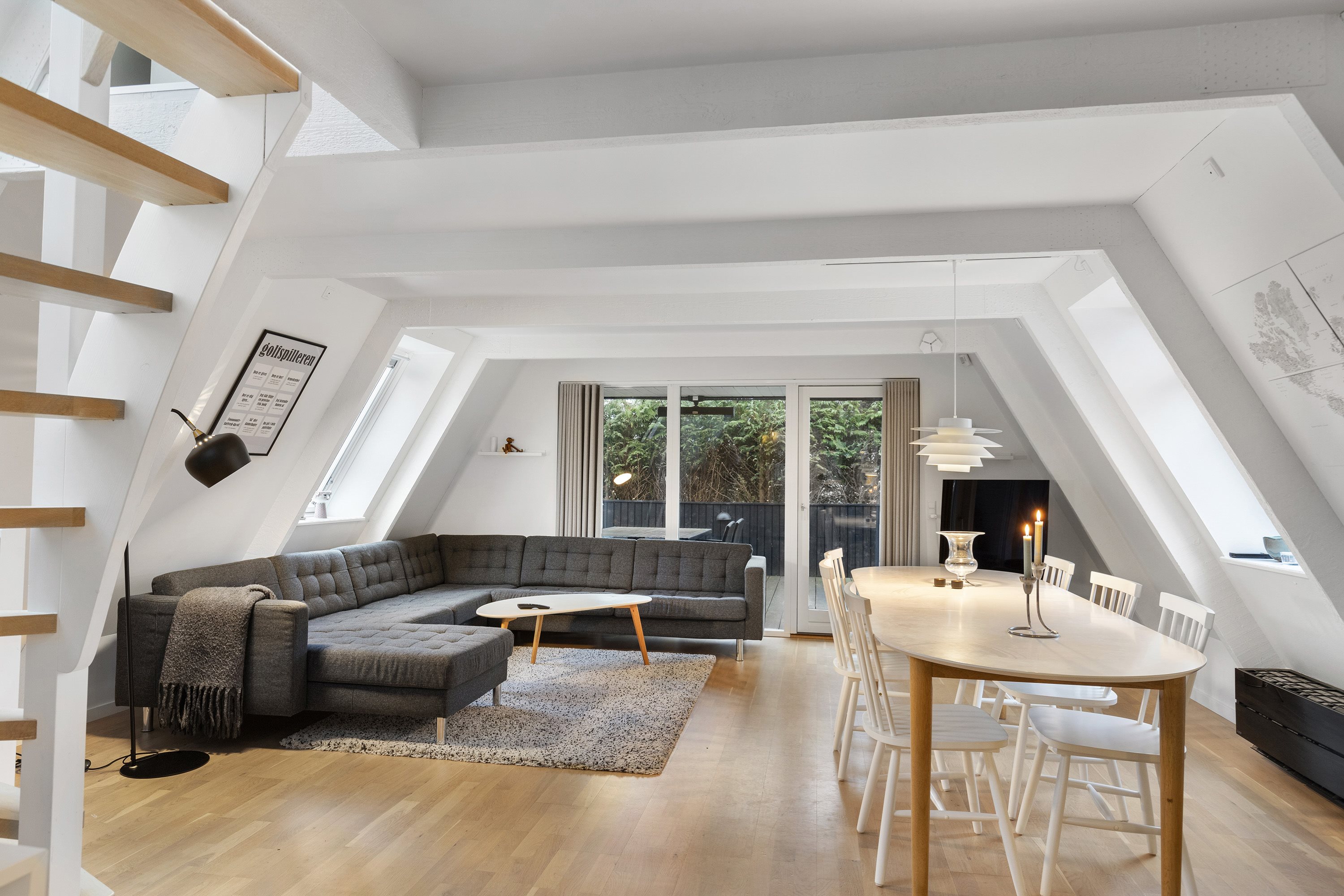 Fremhævet stue billede i fuldskærmstilstand. Billede af Golfsvinget 246, Gatten, 9640 Farsø