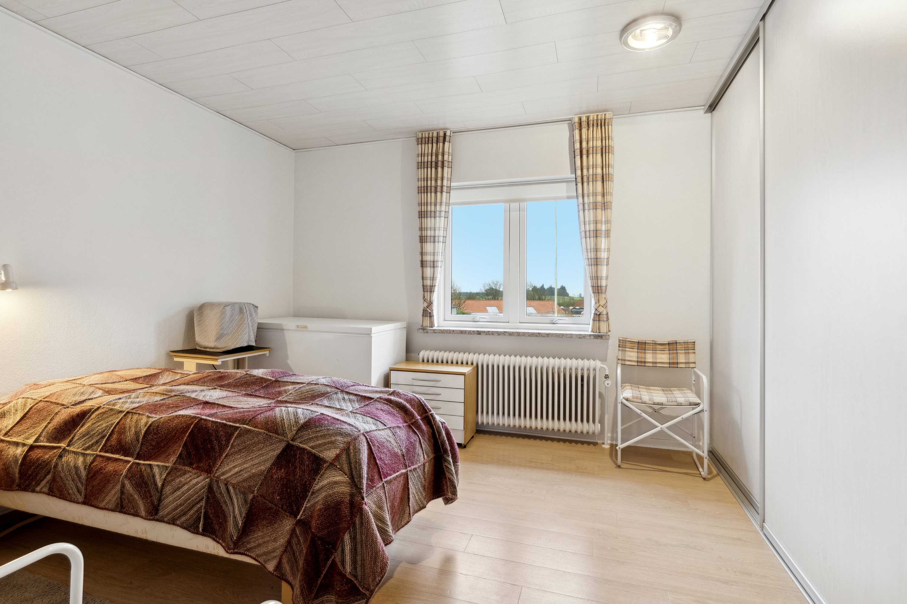 Fremhævet soveværelse billede i fuldskærmstilstand. Billede af Limfjordsgade 10, Koldby, 7752 Snedsted