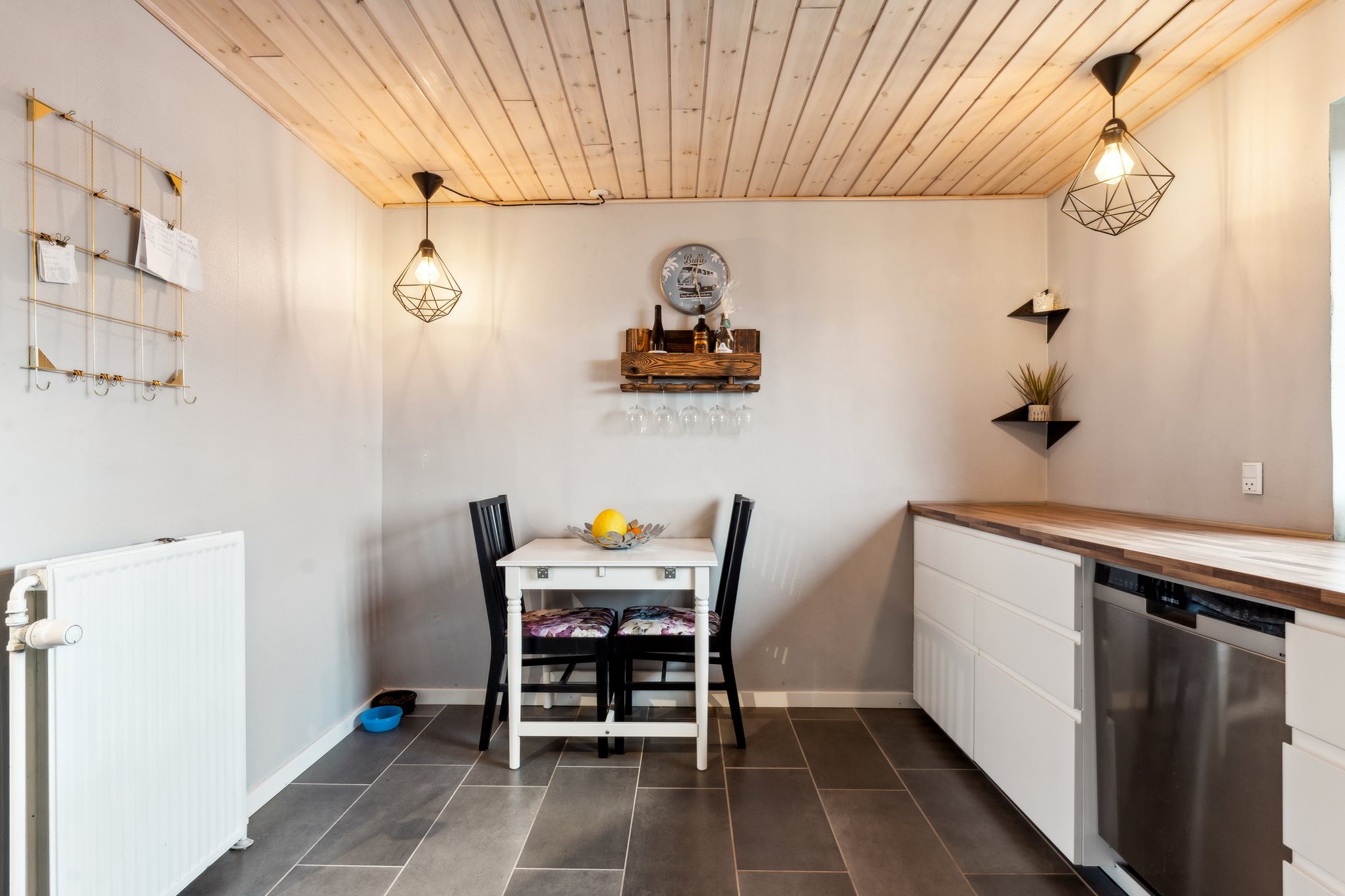 Fremhævet køkken billede i fuldskærmstilstand. Billede af Stadionvej 4, Hammershøj, 8830 Tjele