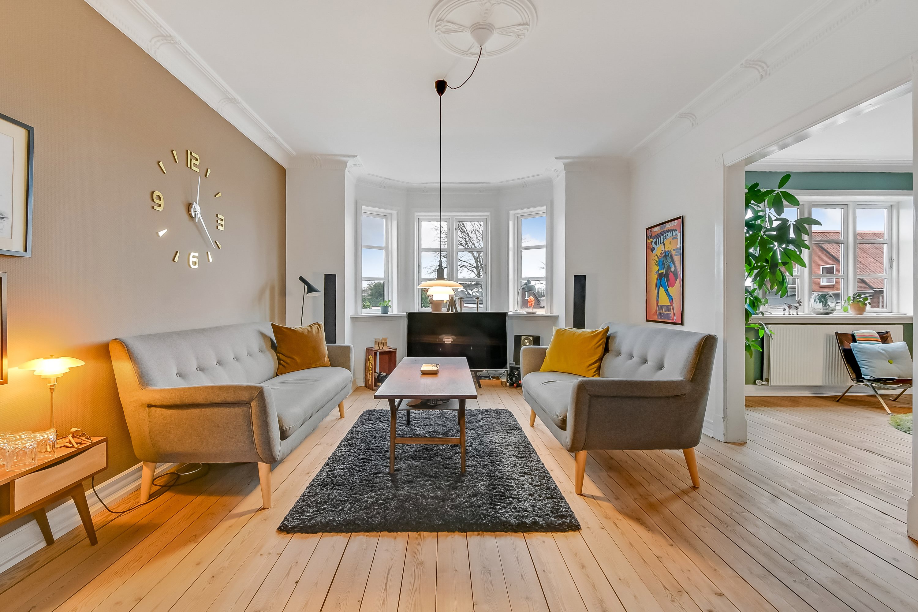 Fremhævet stue billede i fuldskærmstilstand. Billede af Skolebakken 6, 6700 Esbjerg