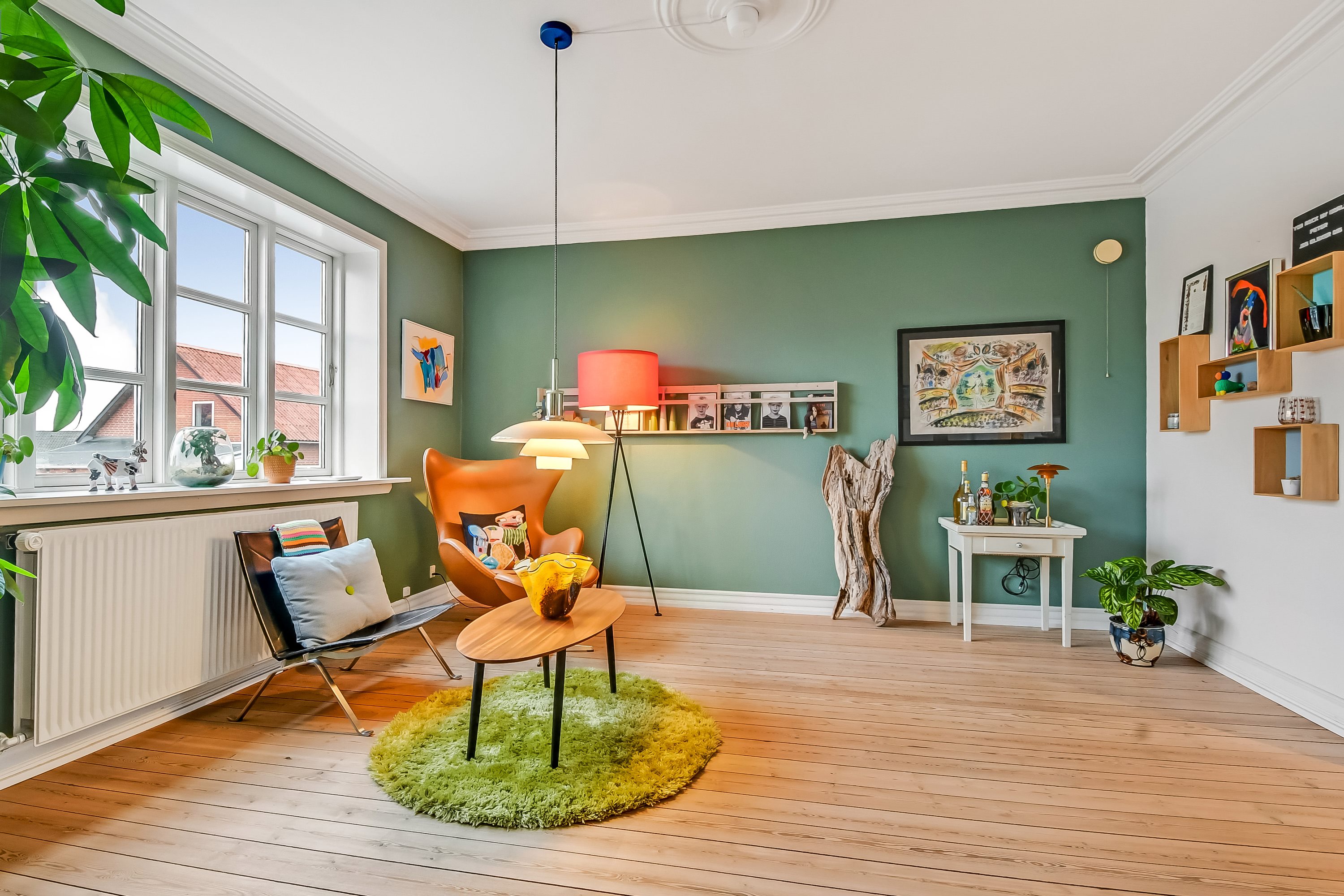 Fremhævet stue billede i fuldskærmstilstand. Billede af Skolebakken 6, 6700 Esbjerg