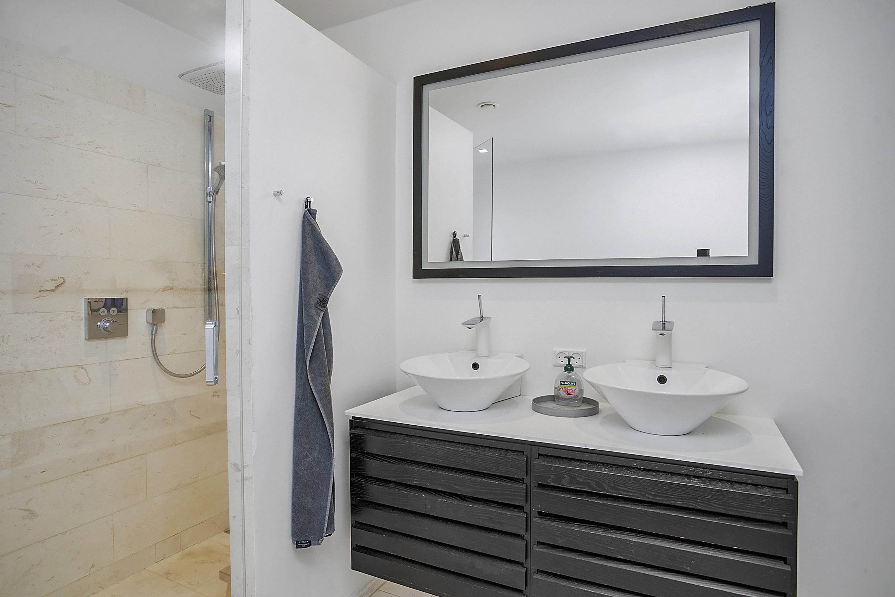 Fremhævet  billede i fuldskærmstilstand. Billede af Skovgårdsvej 14, 8700 Horsens