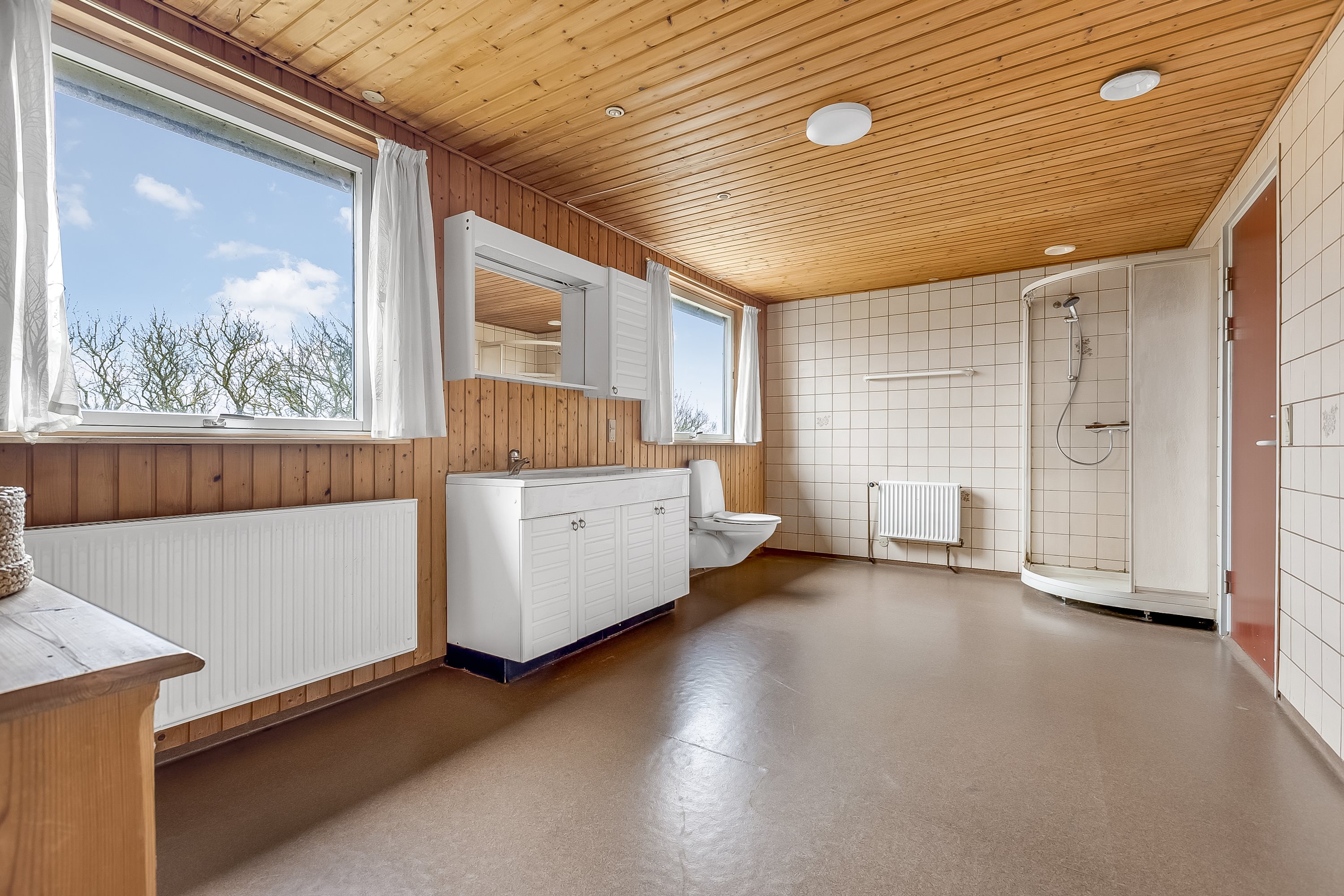 Fremhævet badeværelse billede i fuldskærmstilstand. Billede af Nødbrøndsvej 15A, Døjringe, 4180 Sorø