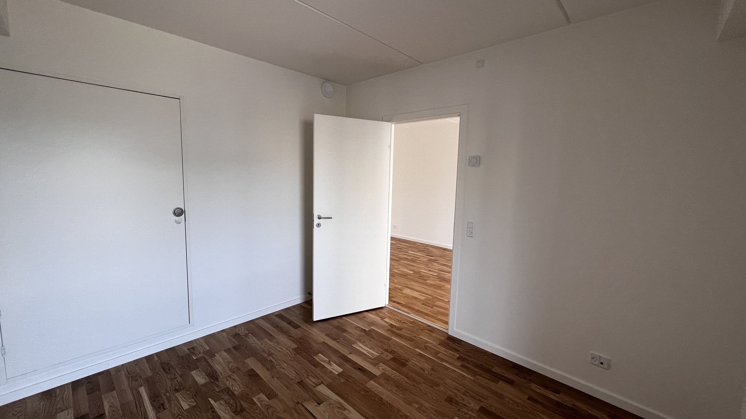 Fremhævet  billede i fuldskærmstilstand. Billede af Havnegade 10, 2. th., 5000 Odense C