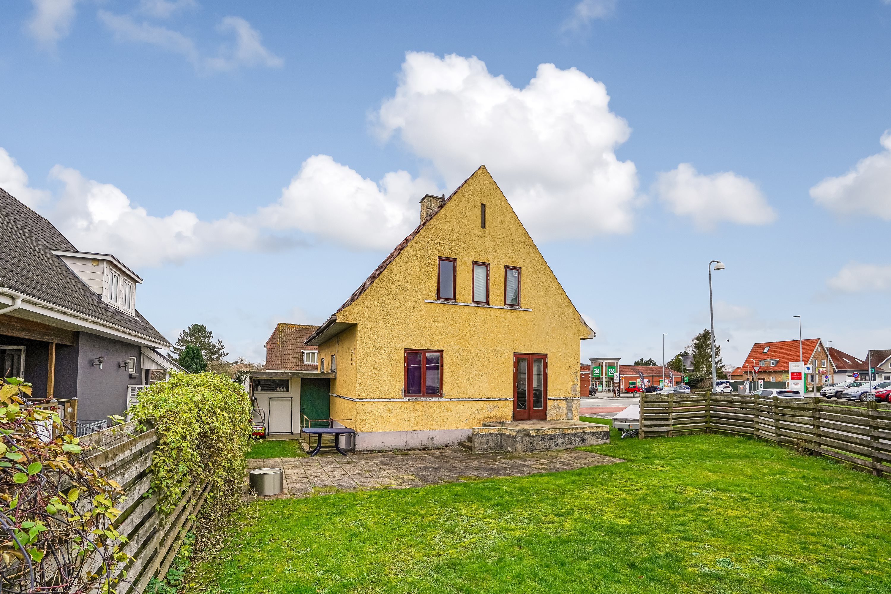 Miniaturebillede 1: ejendommen. Billede af Rugårdsvej 189, Tarup, 5210 Odense NV