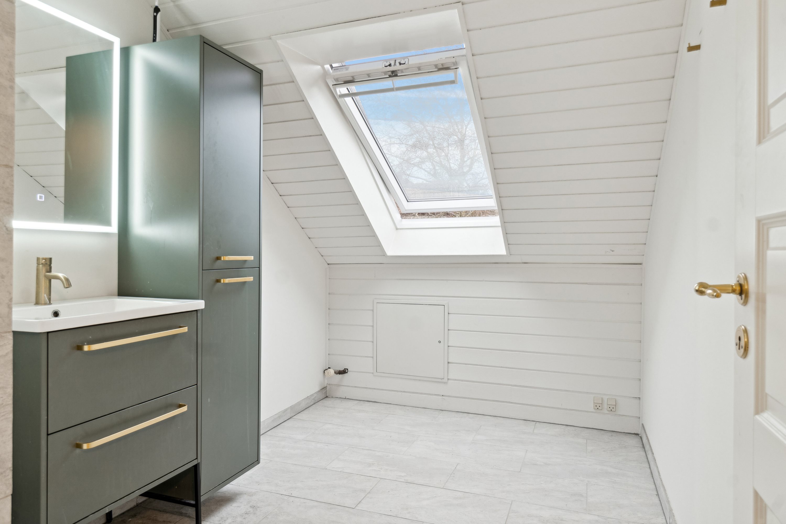 Fremhævet bad billede i fuldskærmstilstand. Billede af Sdr.Stationsvej 38, 4200 Slagelse