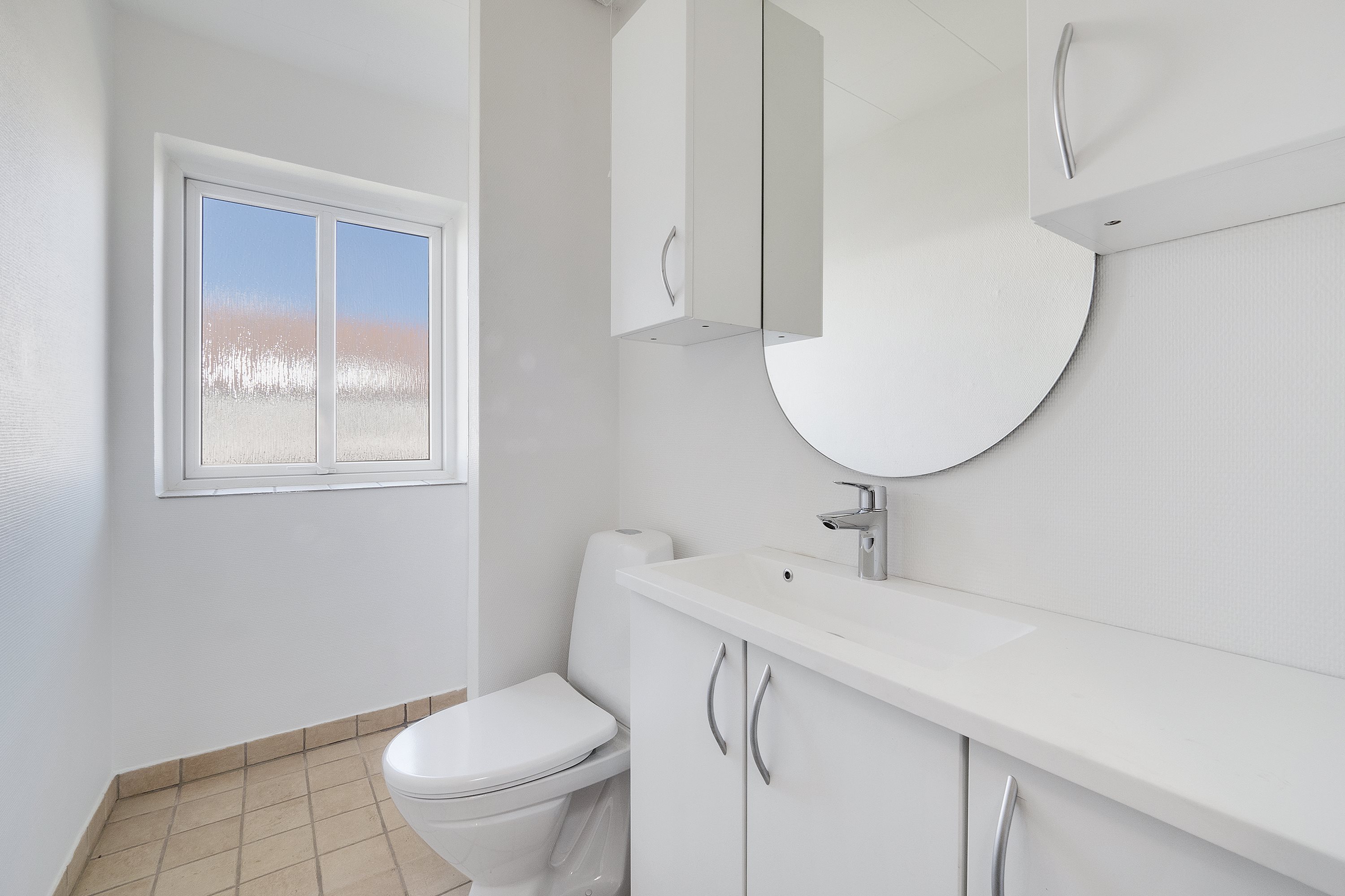 Fremhævet badeværelse billede i fuldskærmstilstand. Billede af Stenbjerg Kirke Vej 97A, Stenbjerg, 7752 Snedsted