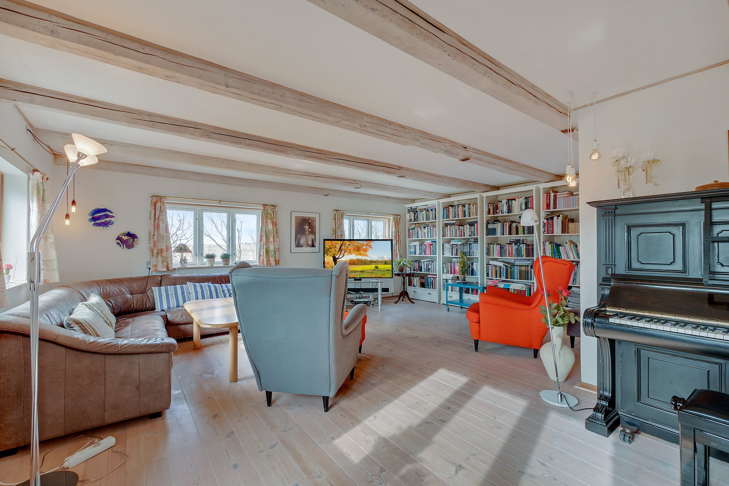 Fremhævet stue billede i fuldskærmstilstand. Billede af Birkemosen 3, Ørding, 7990 Øster Assels