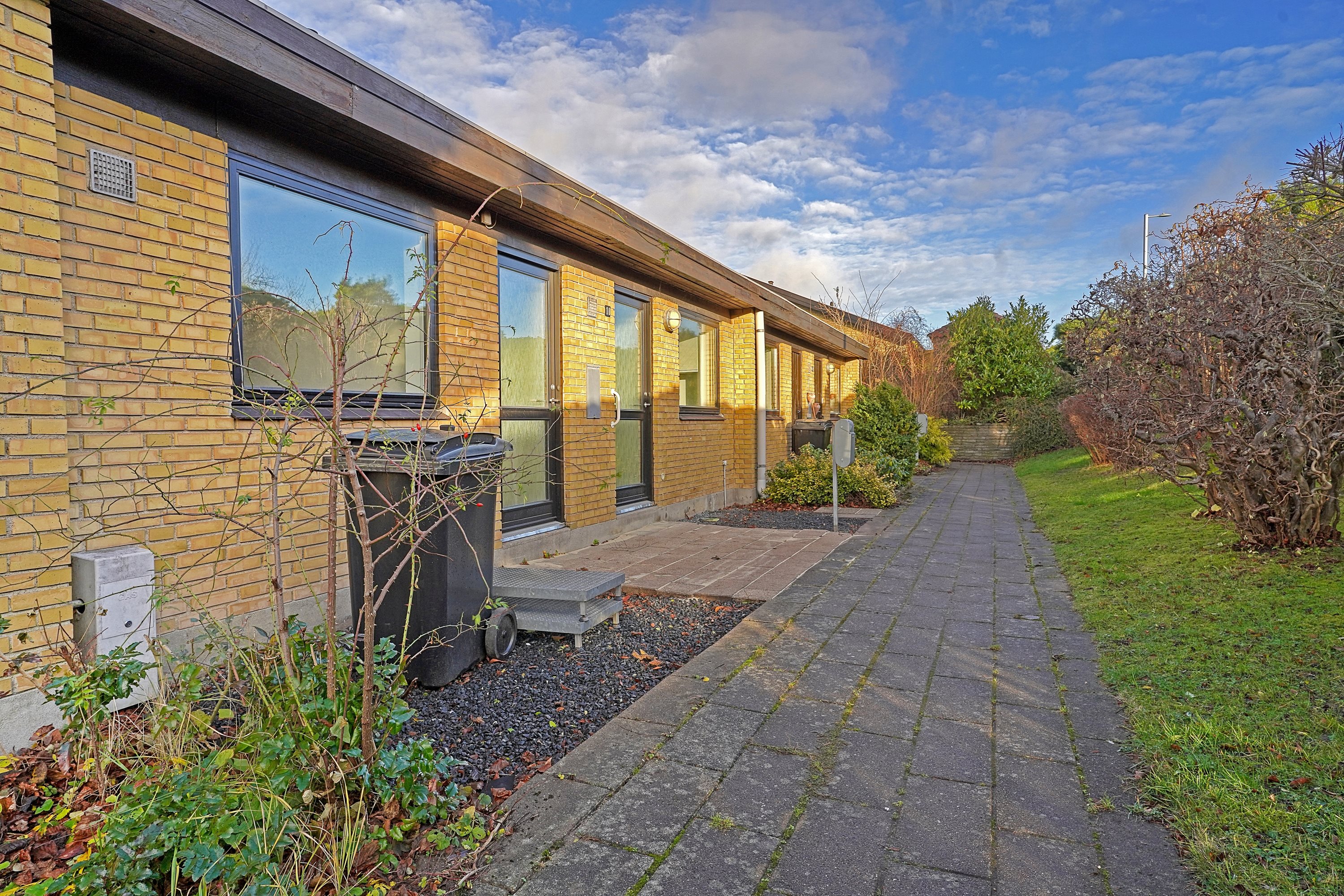 Fremhævet ejendommen billede i fuldskærmstilstand. Billede af Bregnevænget 10, 3050 Humlebæk