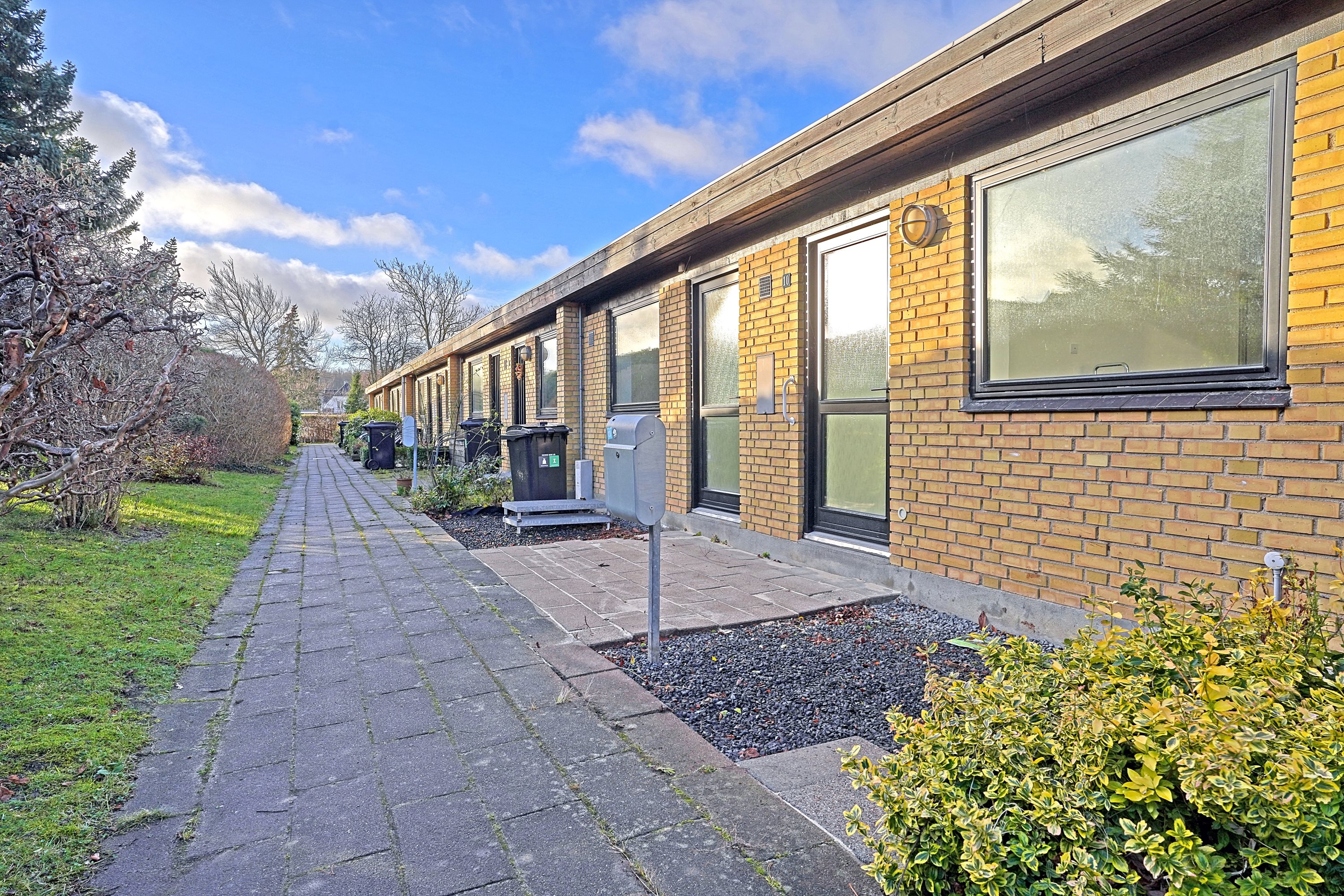 Fremhævet ejendommen billede i fuldskærmstilstand. Billede af Bregnevænget 10, 3050 Humlebæk