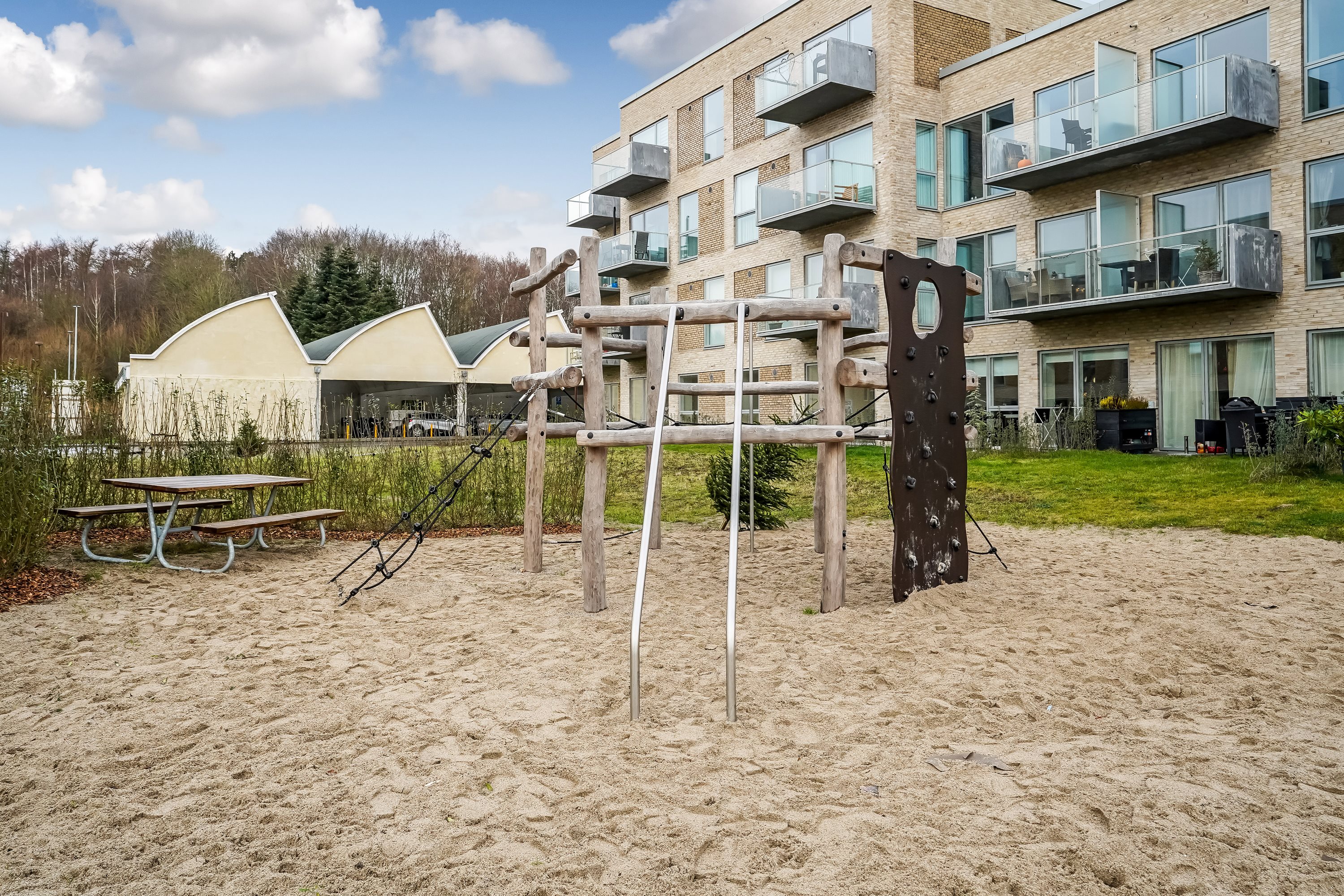 Fremhævet  billede i fuldskærmstilstand. Billede af Nøkkerosen 6, Dalum, 5250 Odense SV