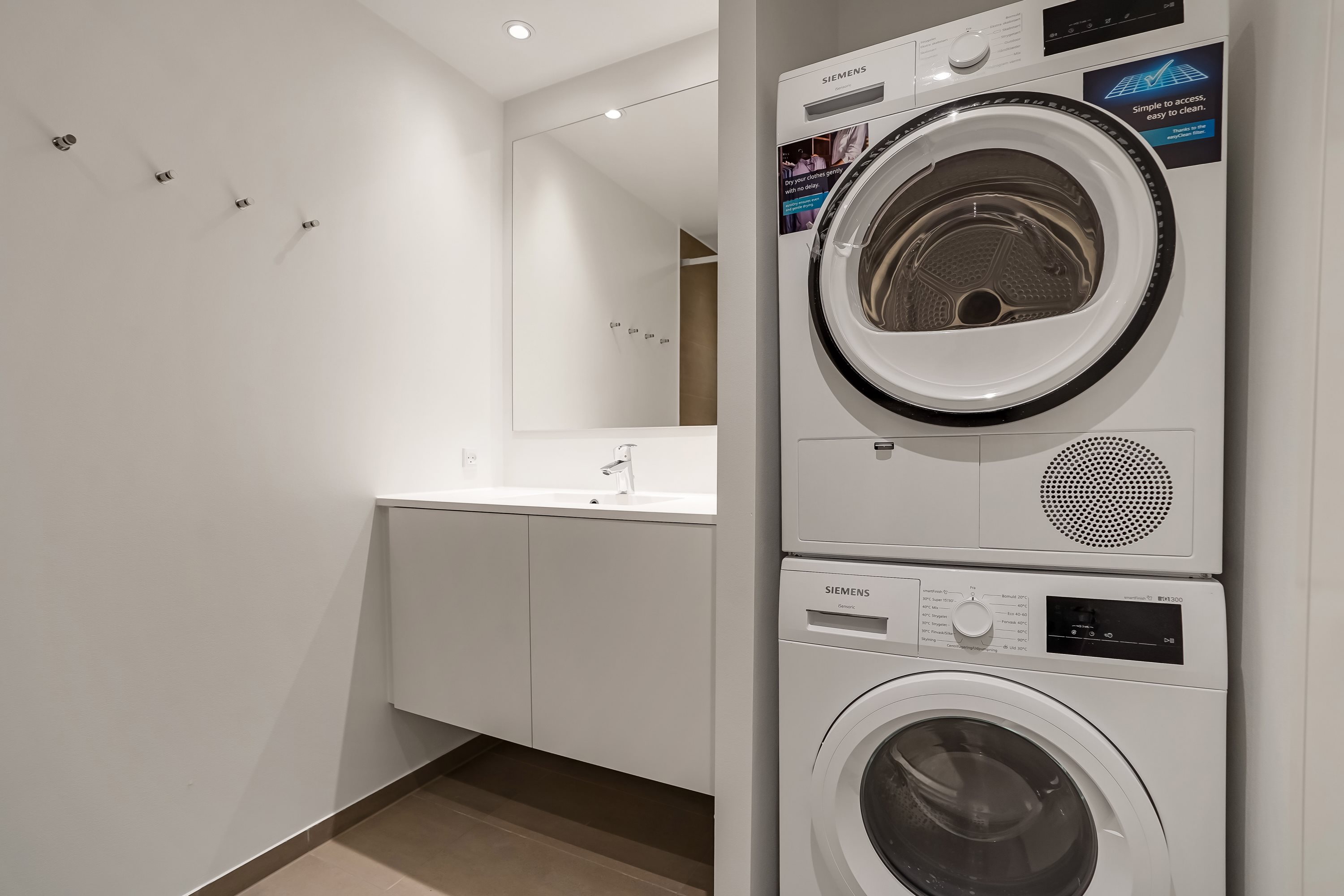 Fremhævet  billede i fuldskærmstilstand. Billede af Skibsbyggerstræde 14, 3. tv., 5000 Odense C