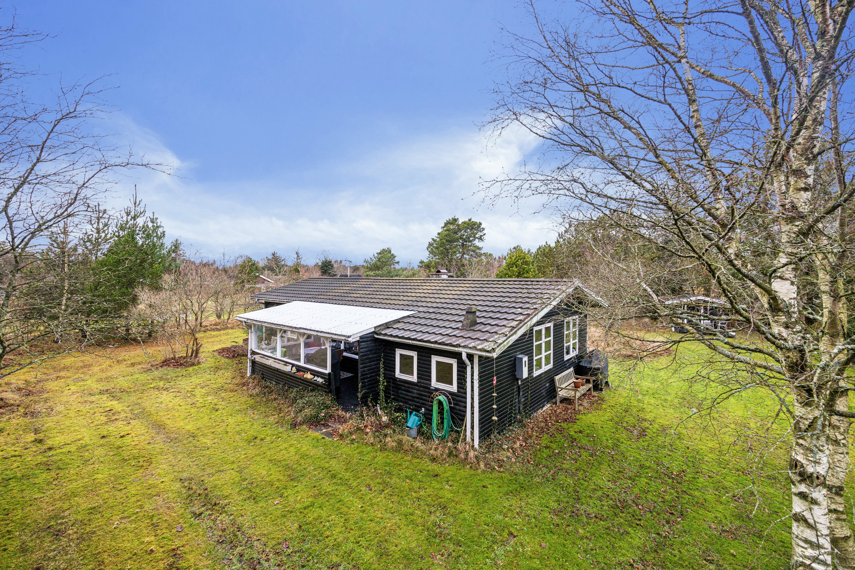 Fremhævet ejendom 1 billede i fuldskærmstilstand. Billede af Zebravej 7, 9370 Hals