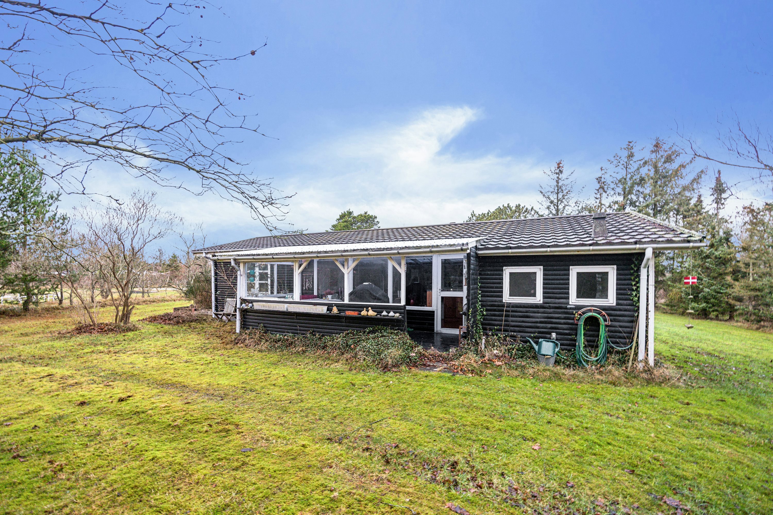 Fremhævet ejendom 1 billede i fuldskærmstilstand. Billede af Zebravej 7, 9370 Hals