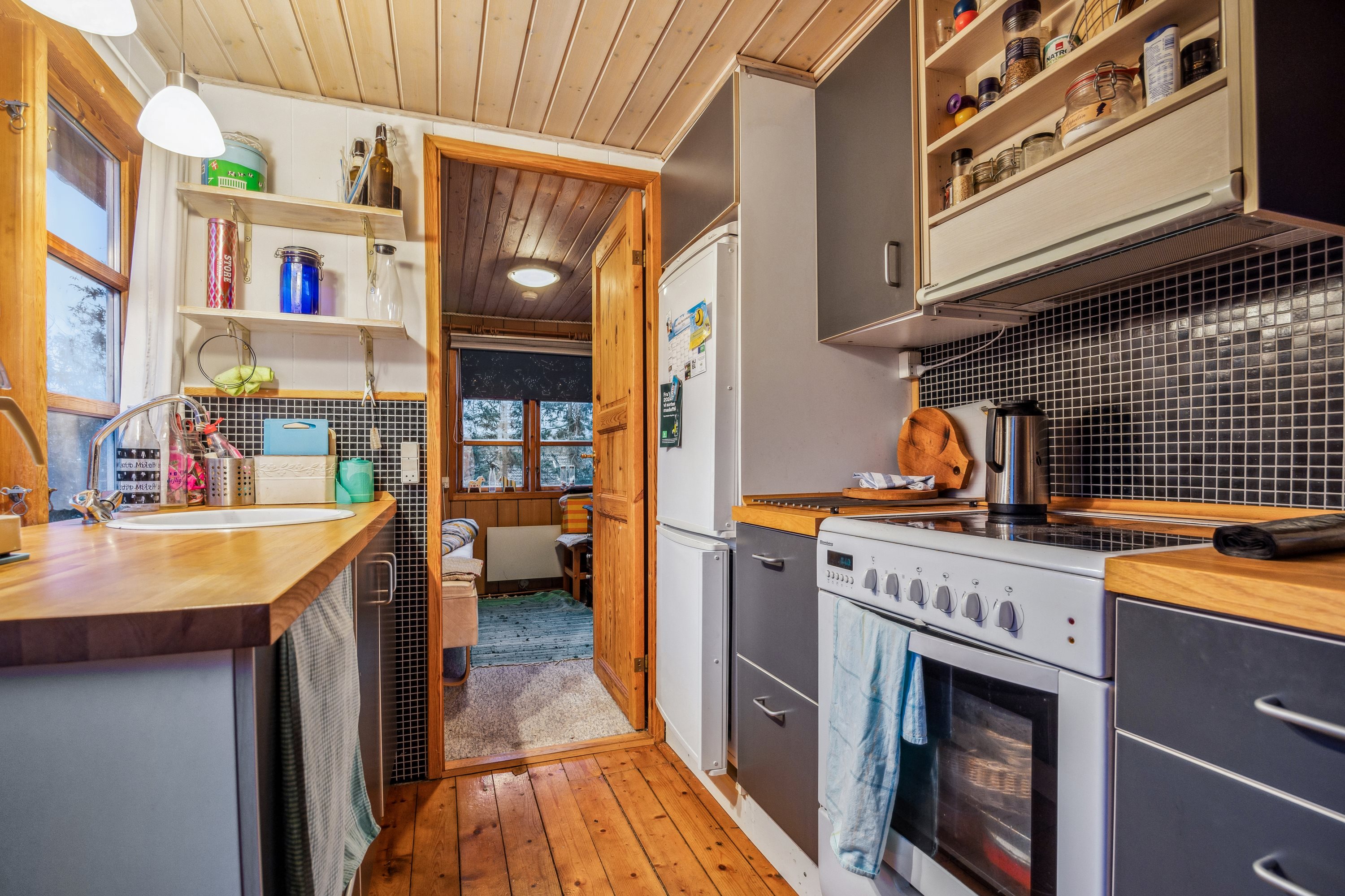 Fremhævet køkken billede i fuldskærmstilstand. Billede af Zebravej 7, 9370 Hals