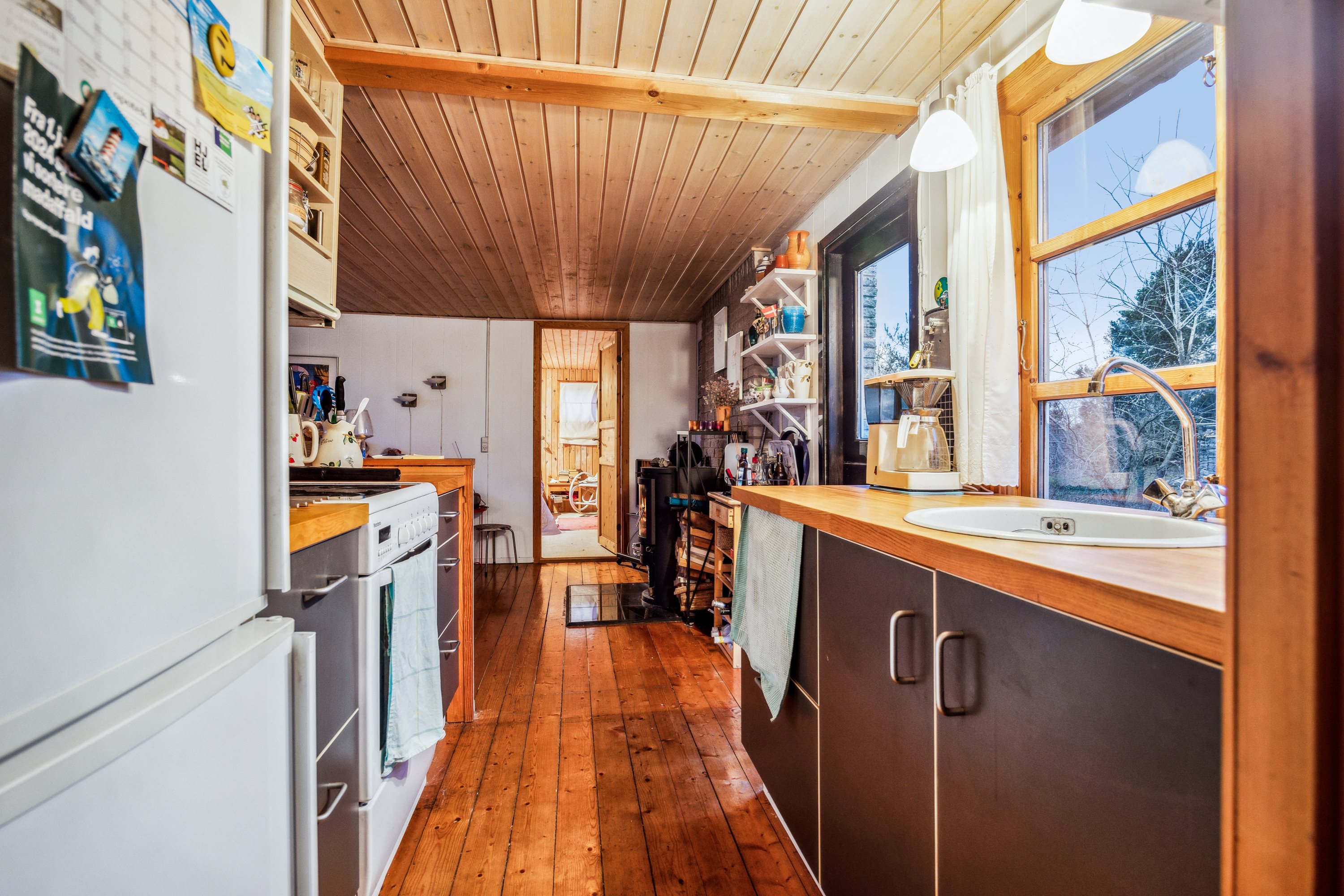 Fremhævet køkken billede i fuldskærmstilstand. Billede af Zebravej 7, 9370 Hals