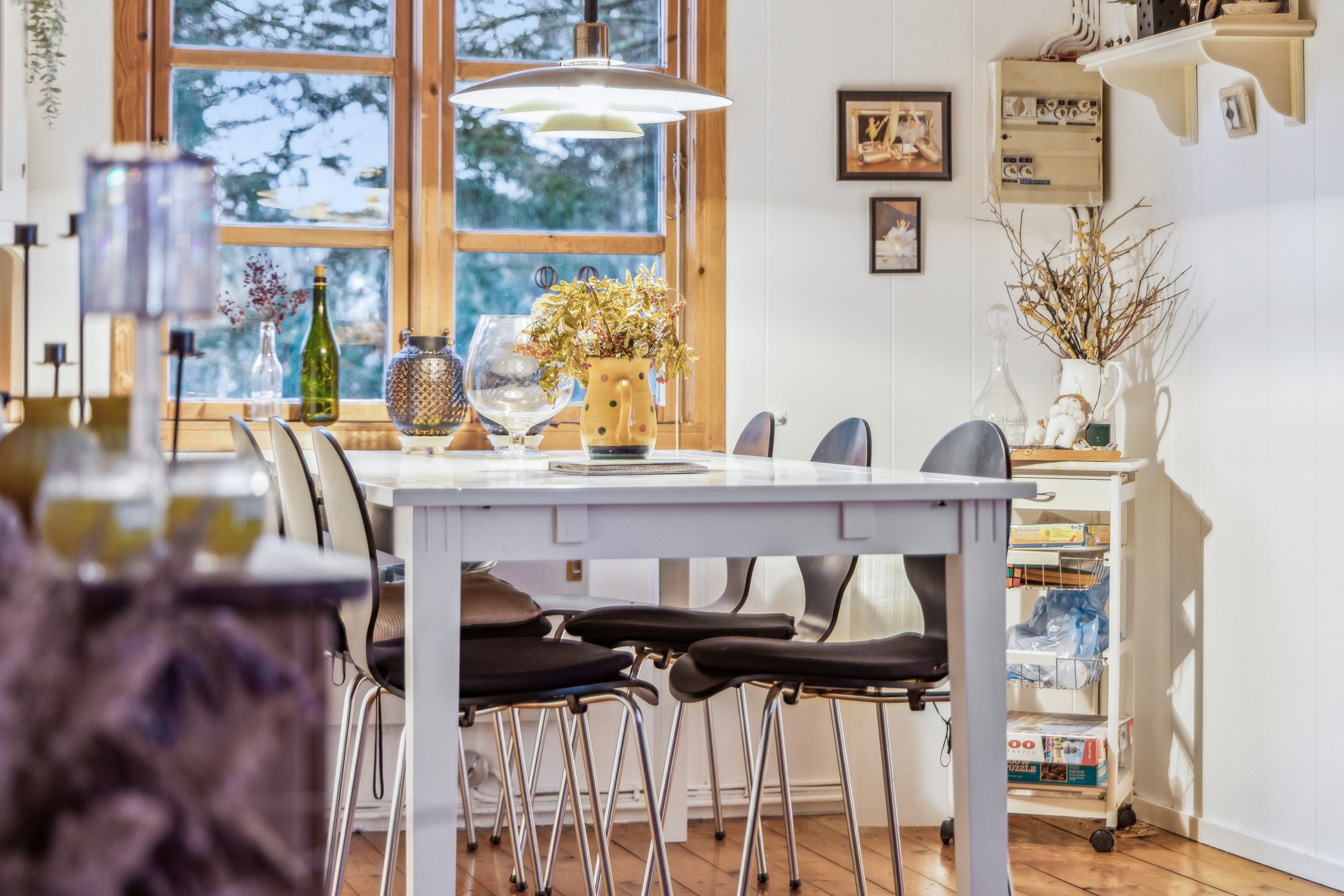 Fremhævet stue billede i fuldskærmstilstand. Billede af Zebravej 7, 9370 Hals