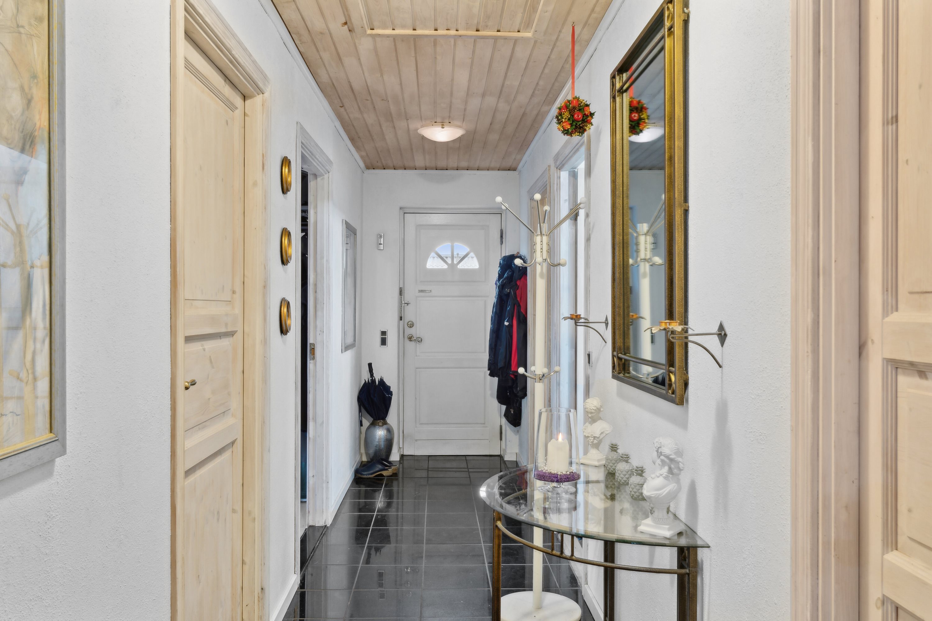 Miniaturebillede 1: gang. Billede af Kildebakkevej 35, Dalby, 4690 Haslev