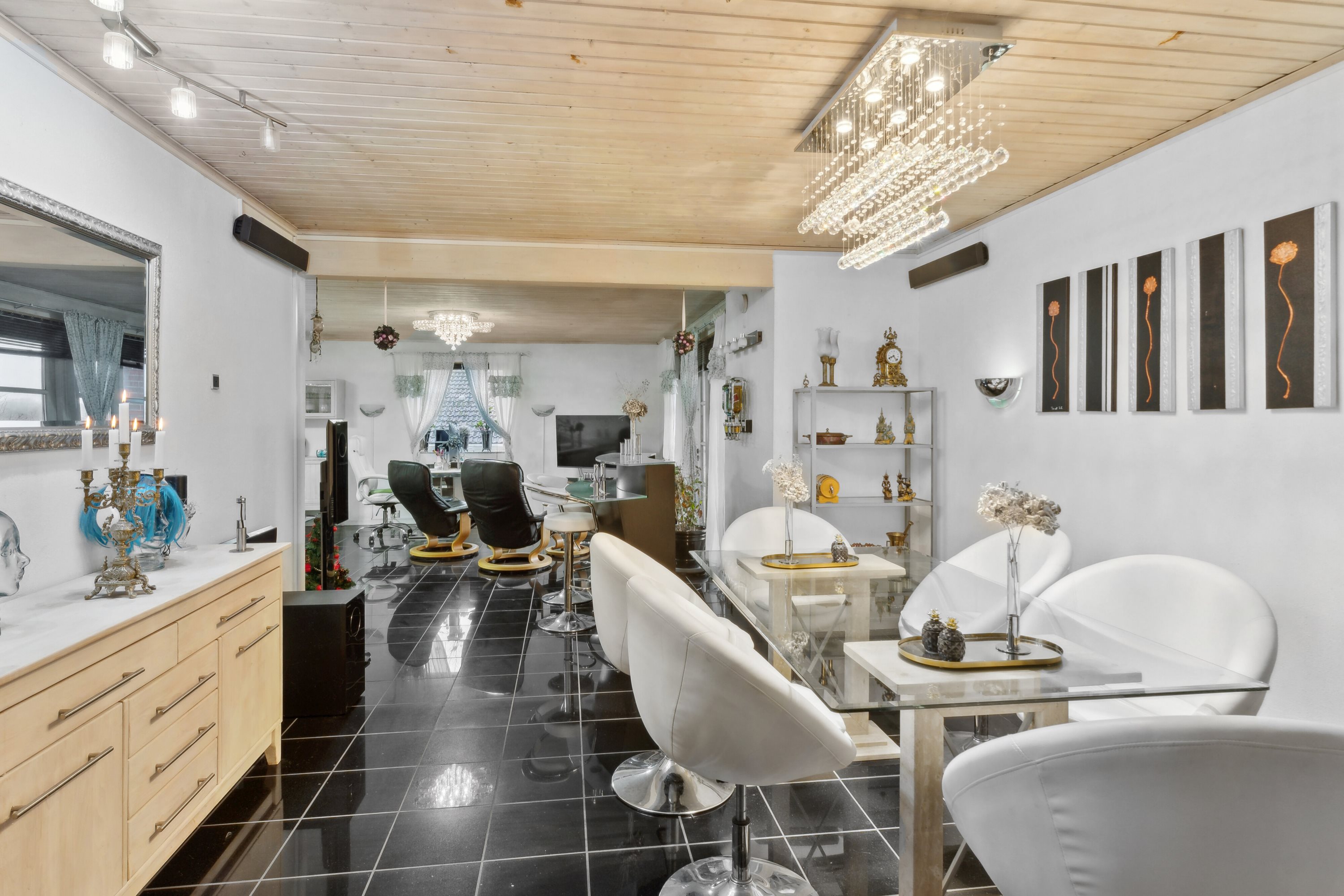 Fremhævet spisestue billede i fuldskærmstilstand. Billede af Kildebakkevej 35, Dalby, 4690 Haslev