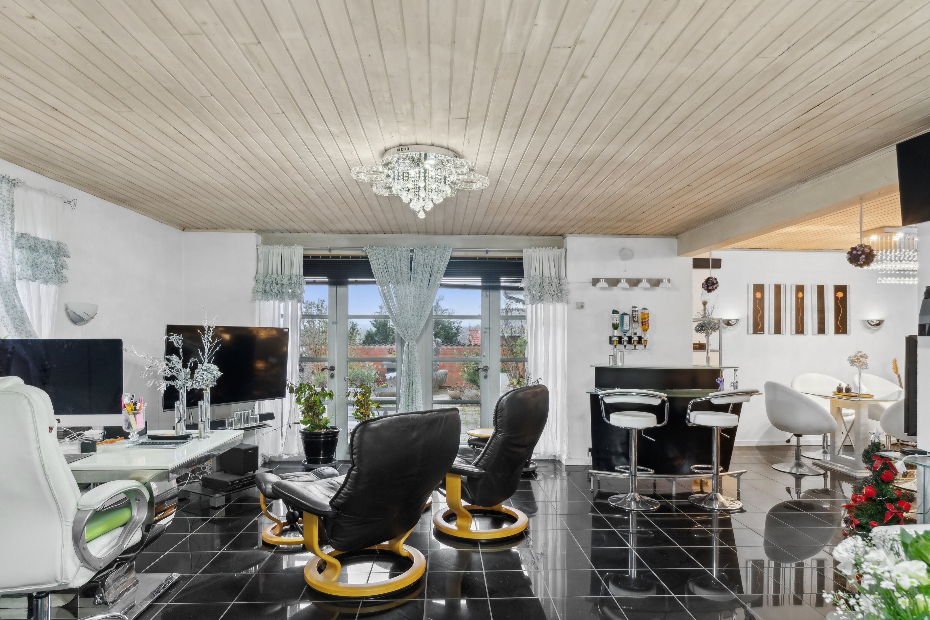 Fremhævet stue billede i fuldskærmstilstand. Billede af Kildebakkevej 35, Dalby, 4690 Haslev