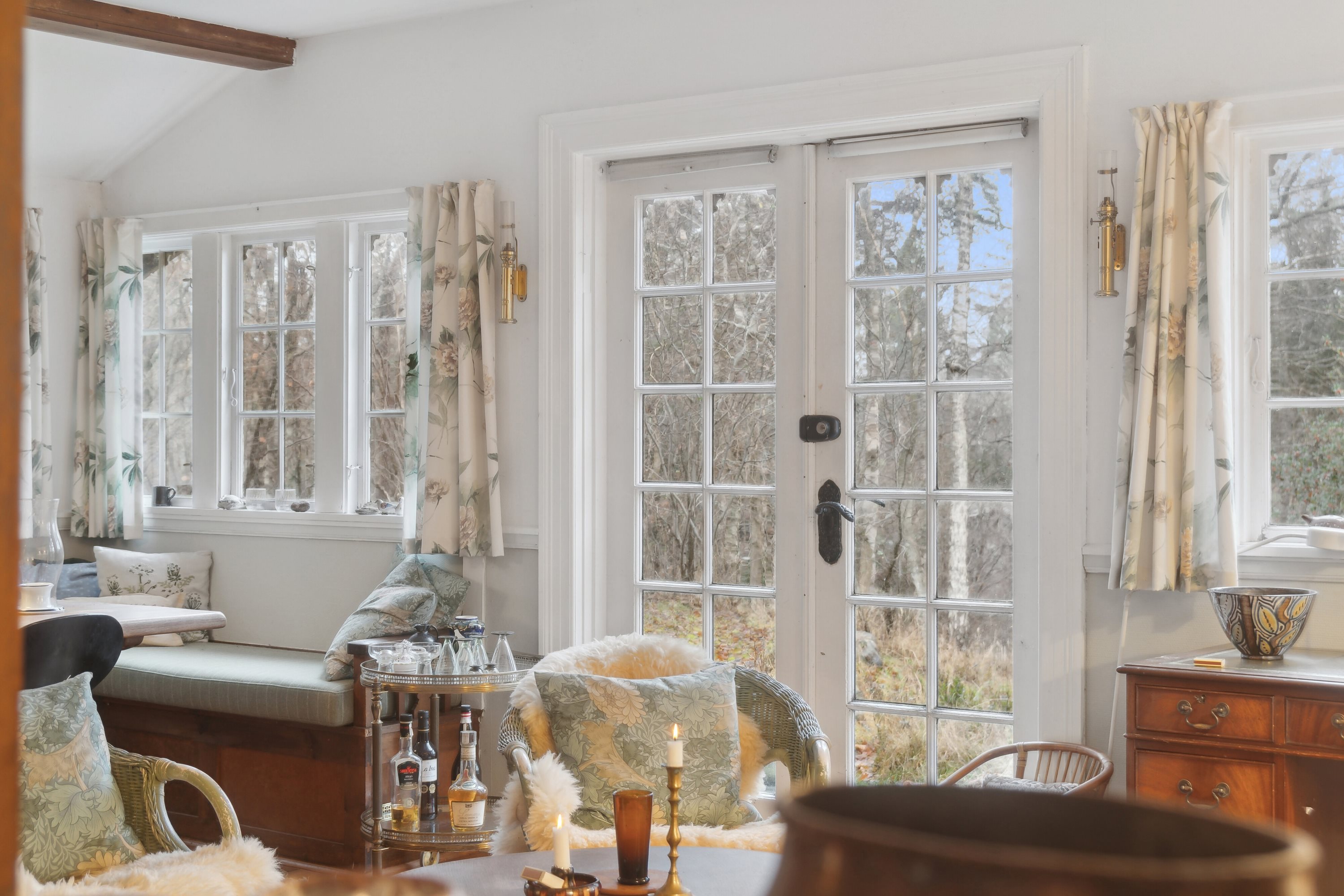 Fremhævet stue billede i fuldskærmstilstand. Billede af Solvænget 11, 4581 Rørvig