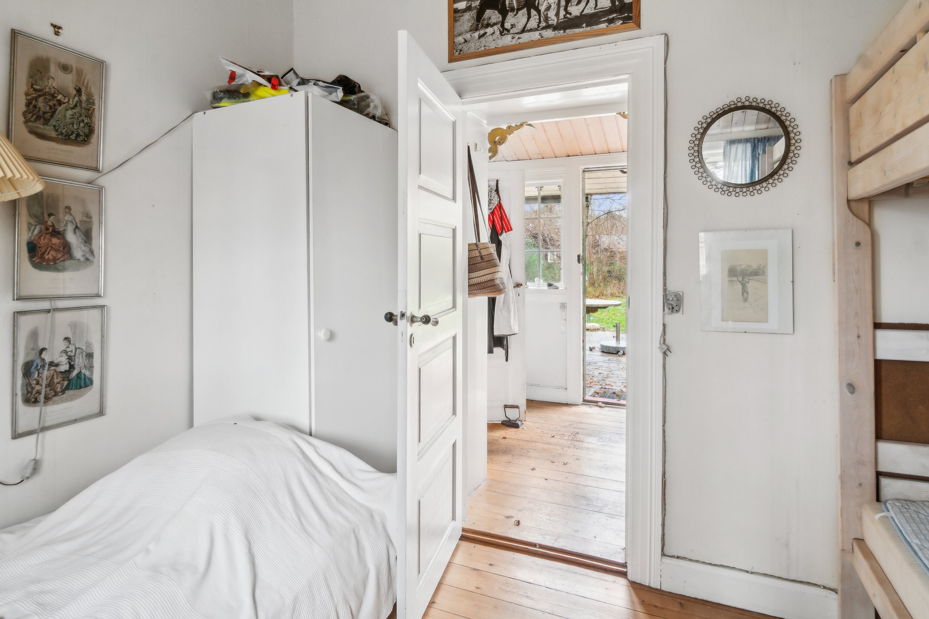 Fremhævet soveværelse billede i fuldskærmstilstand. Billede af Solvænget 11, 4581 Rørvig