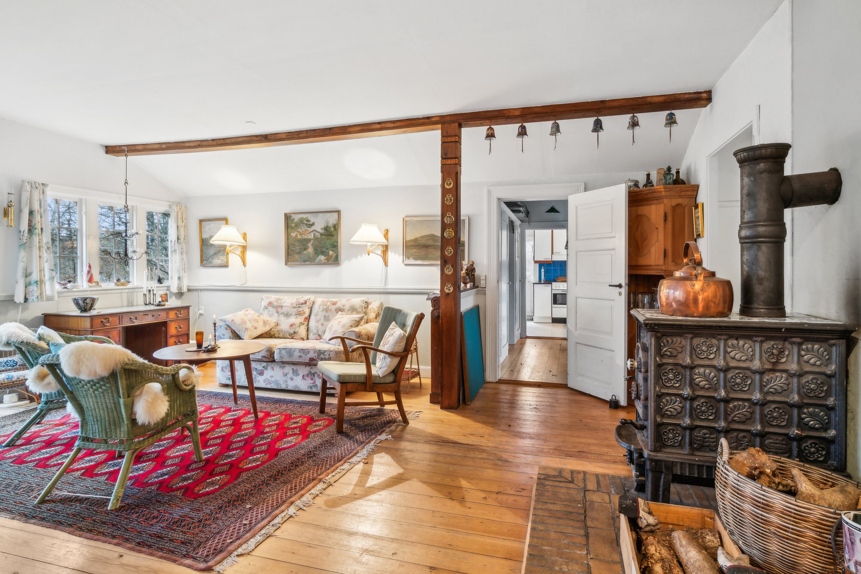 Fremhævet stue billede i fuldskærmstilstand. Billede af Solvænget 11, 4581 Rørvig