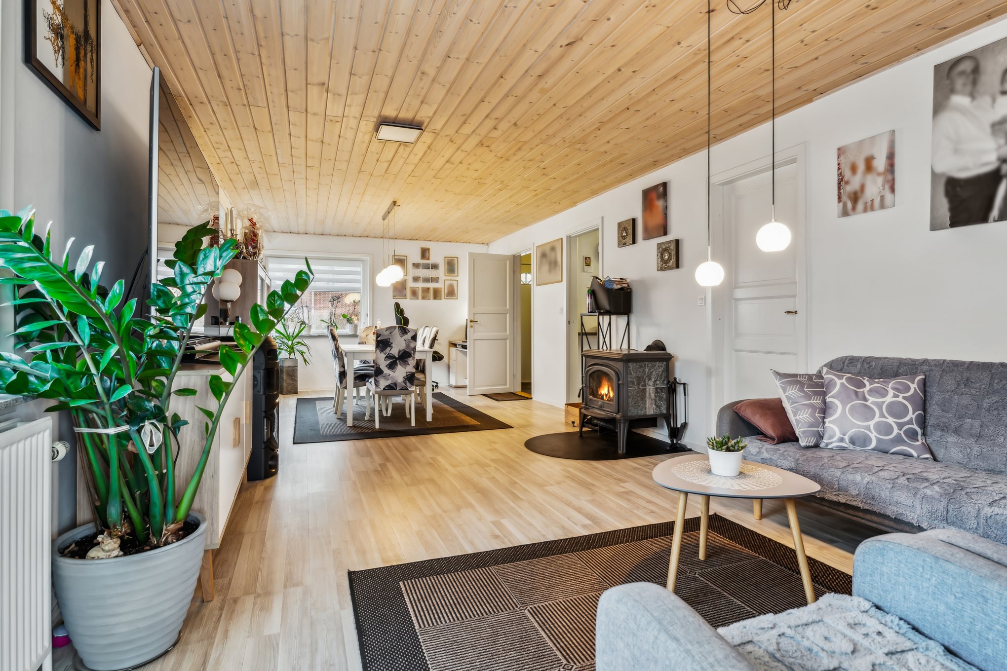 Fremhævet stue billede i fuldskærmstilstand. Billede af Gl. Viborgvej 413, Ålum, 8920 Randers NV