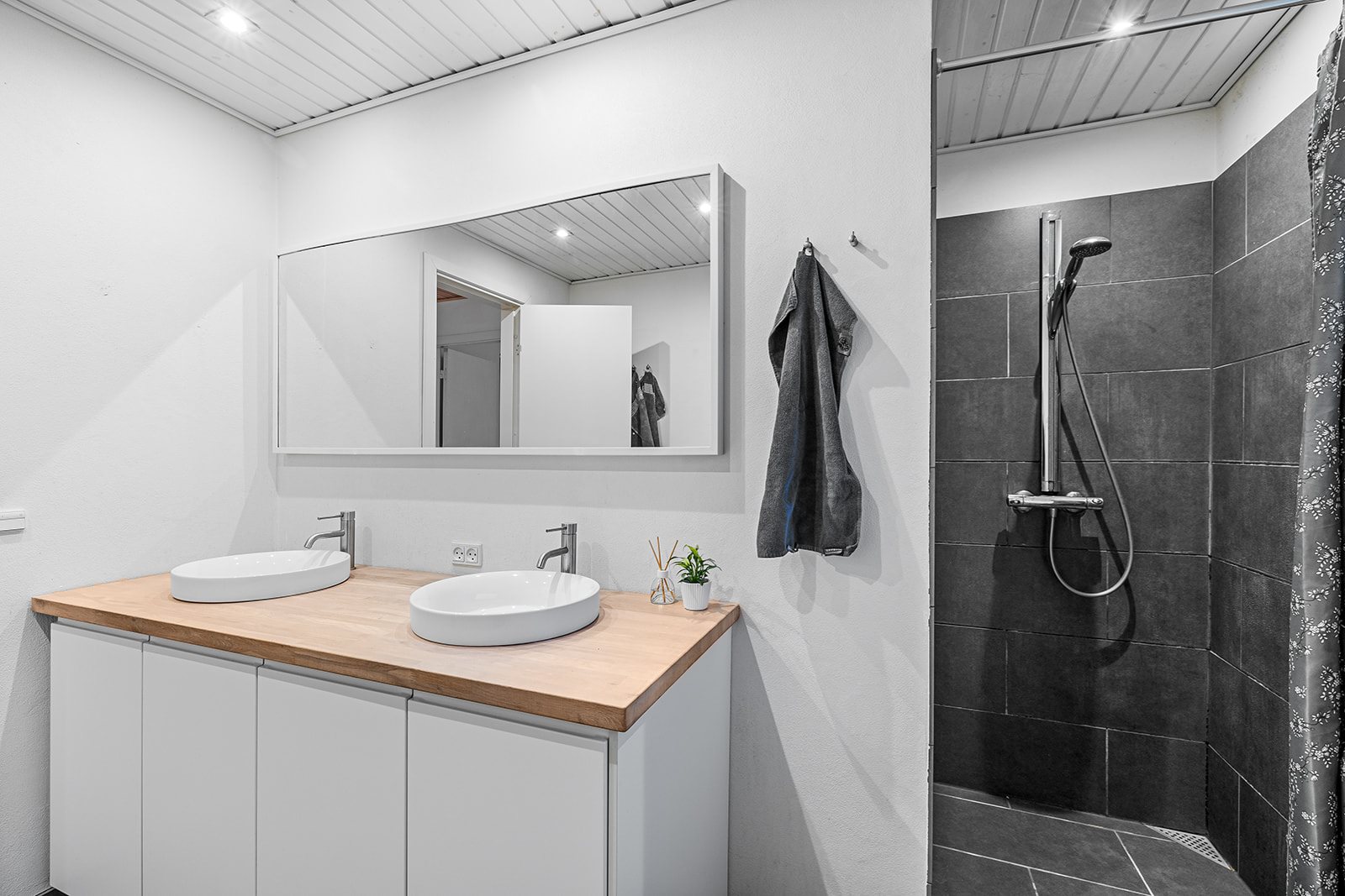 Fremhævet  billede i fuldskærmstilstand. Billede af Granbakken 16, Taulov, 7000 Fredericia