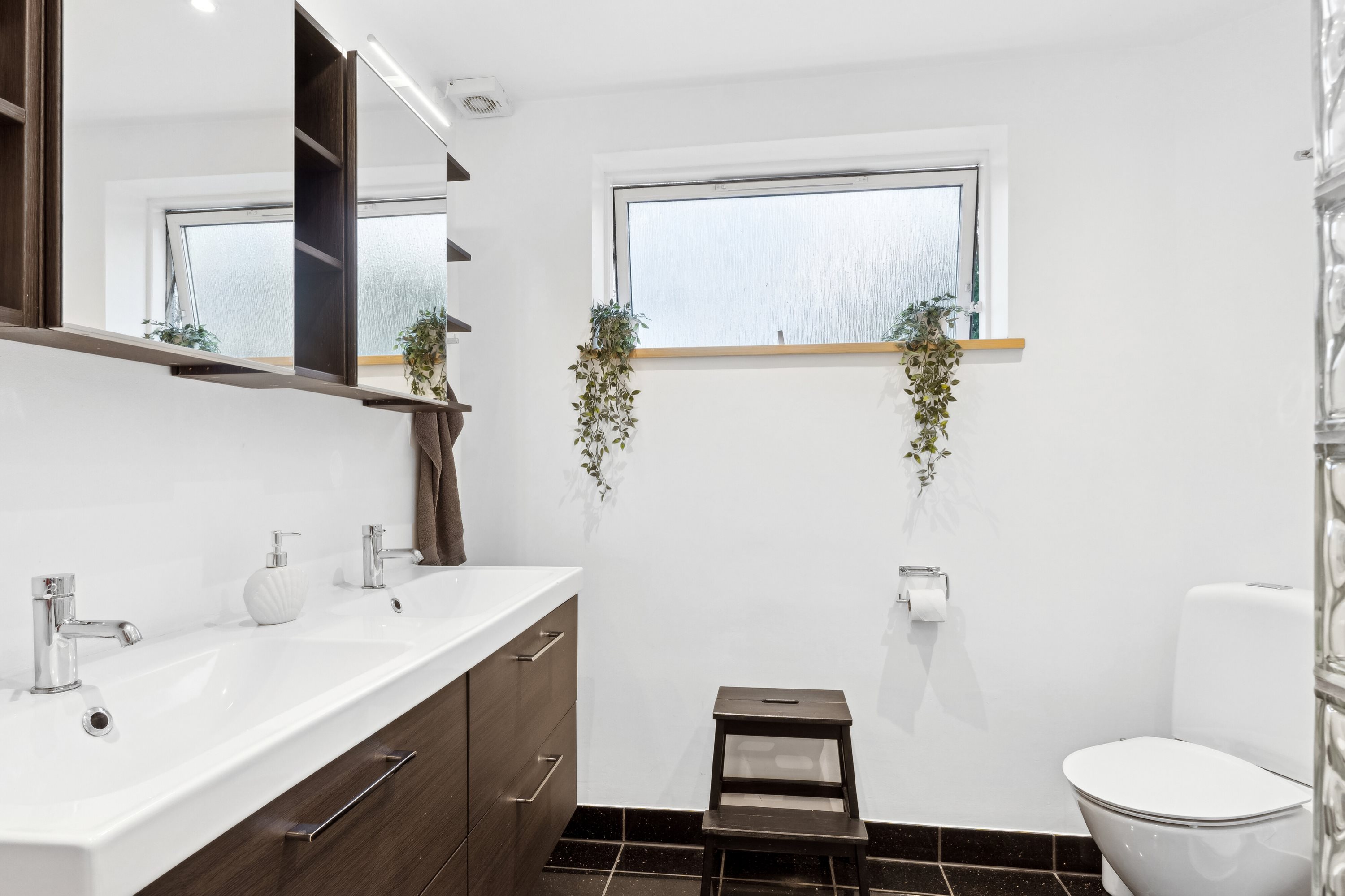 Fremhævet badeværelse billede i fuldskærmstilstand. Billede af Rørkærvej 7, 4760 Vordingborg